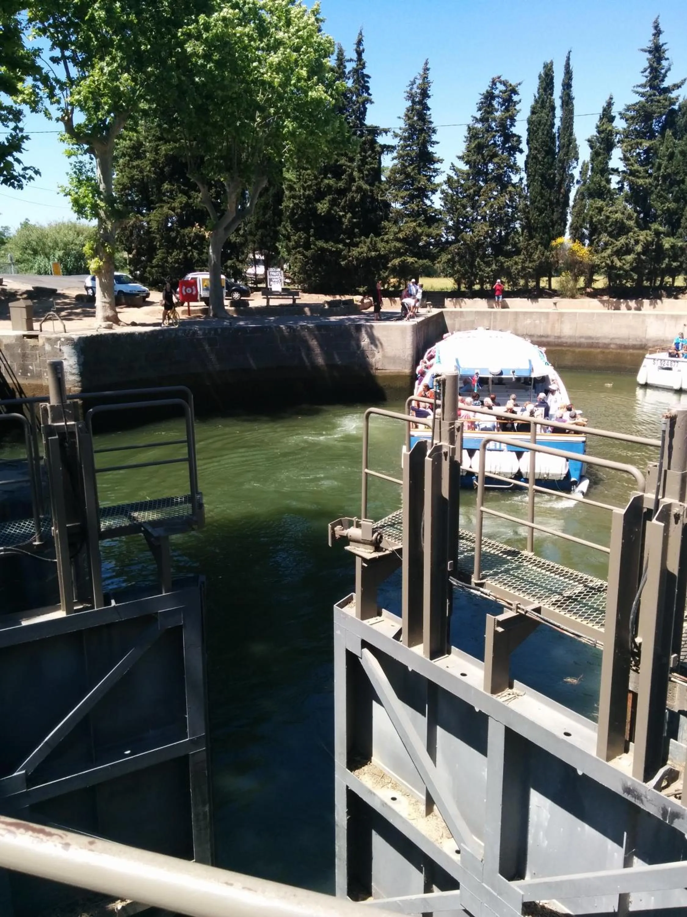 Nearby landmark in Hotel Araur