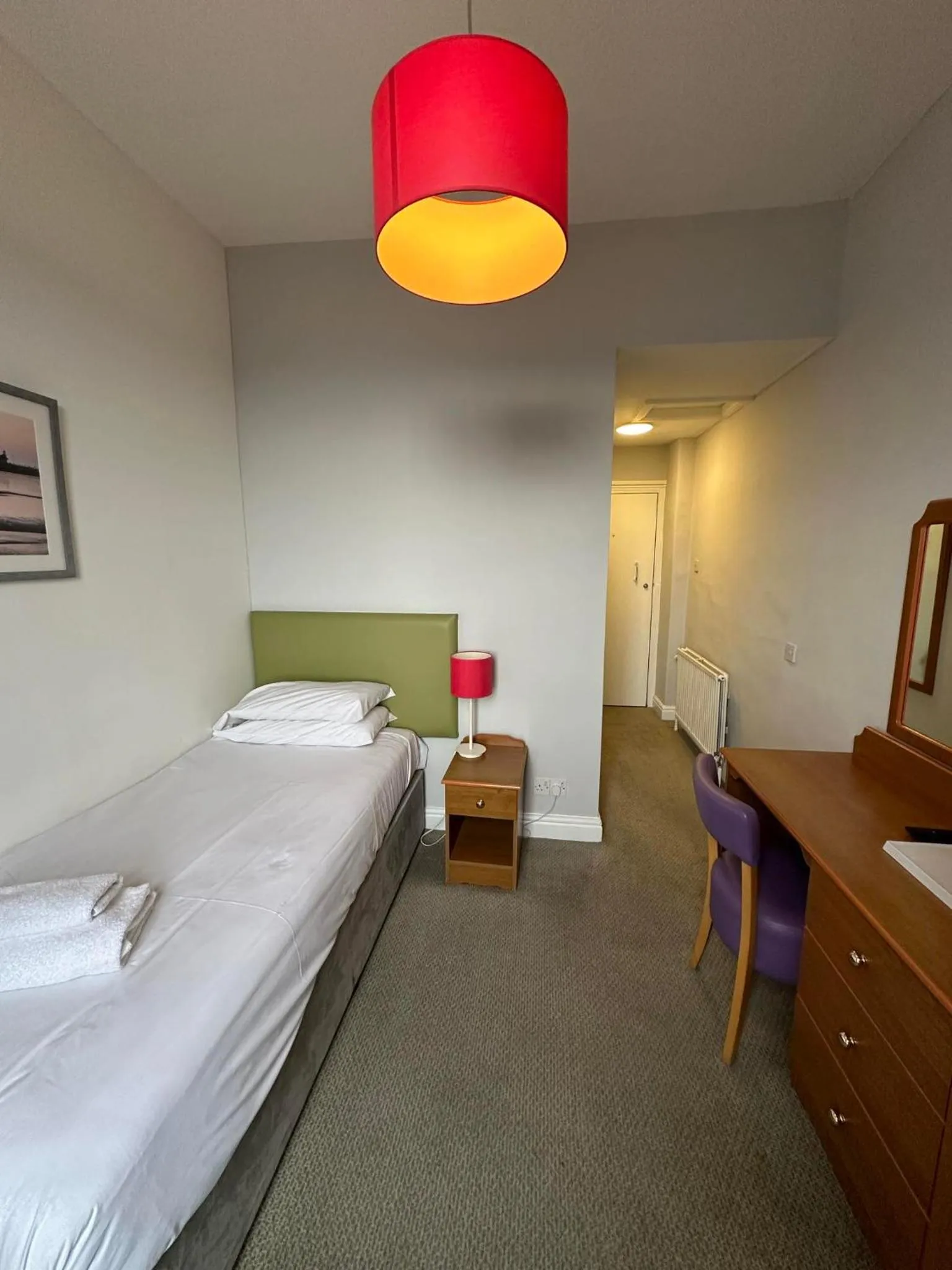 Bed in Windermere Hotel