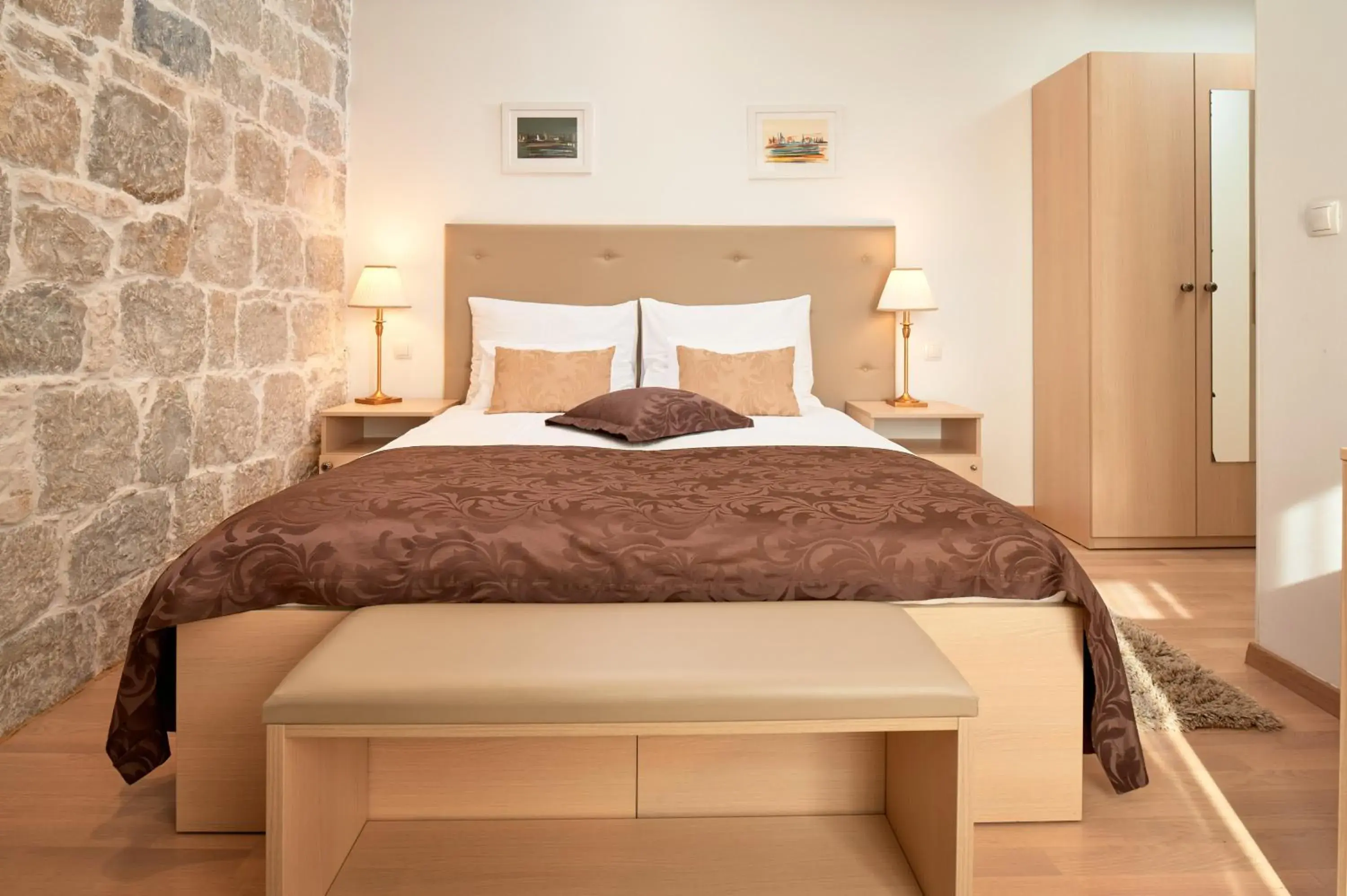 Standard Double or Twin Room in Lanterna Rooms Standard Double or Twin Room in Lanterna Rooms