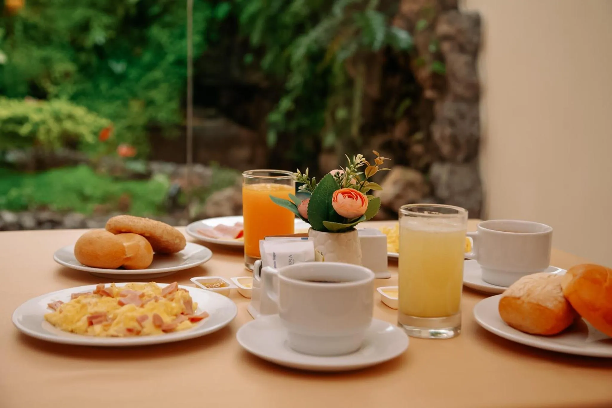 Breakfast in Hotel Carrera