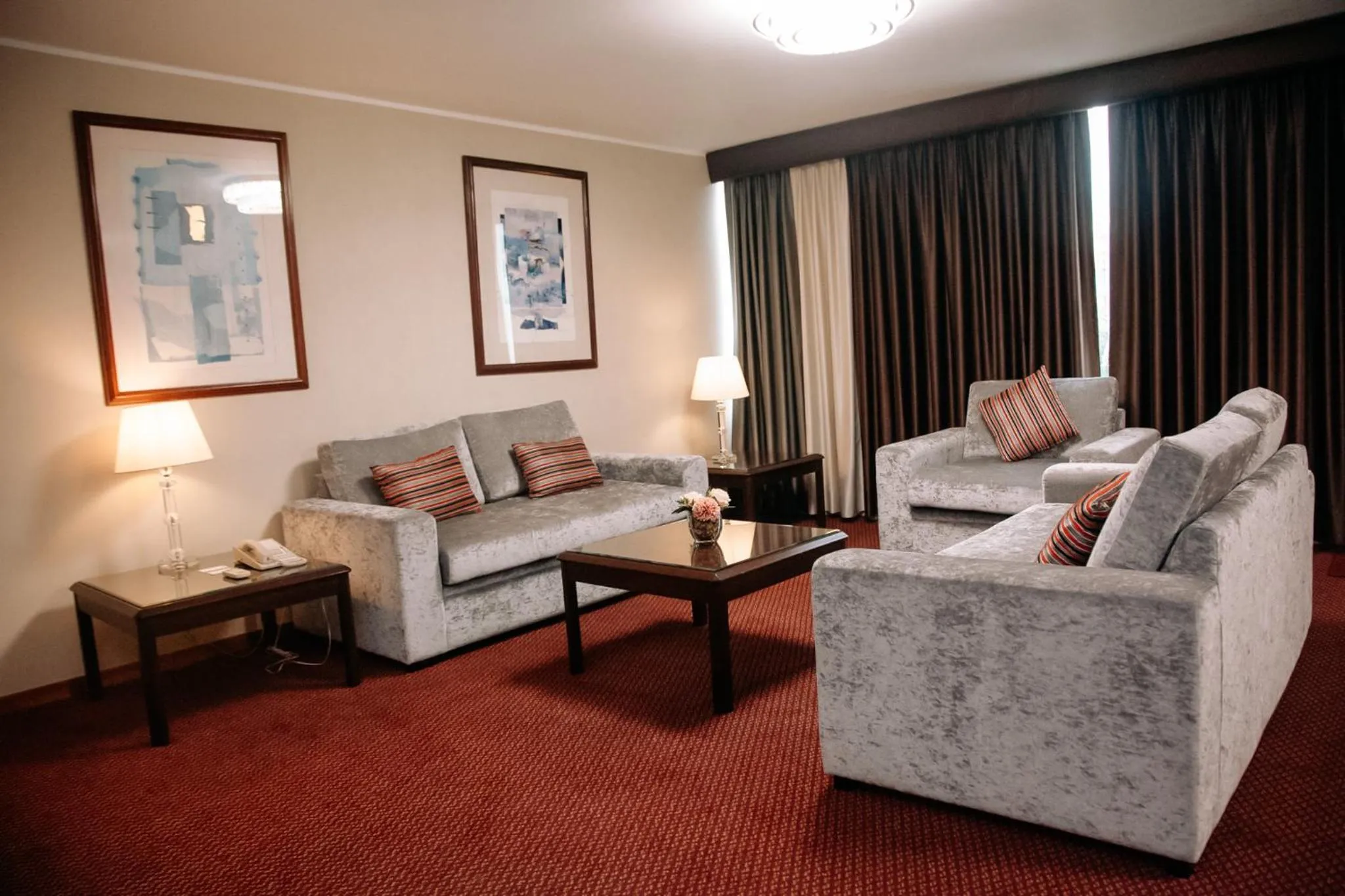 Seating area in Hotel Carrera