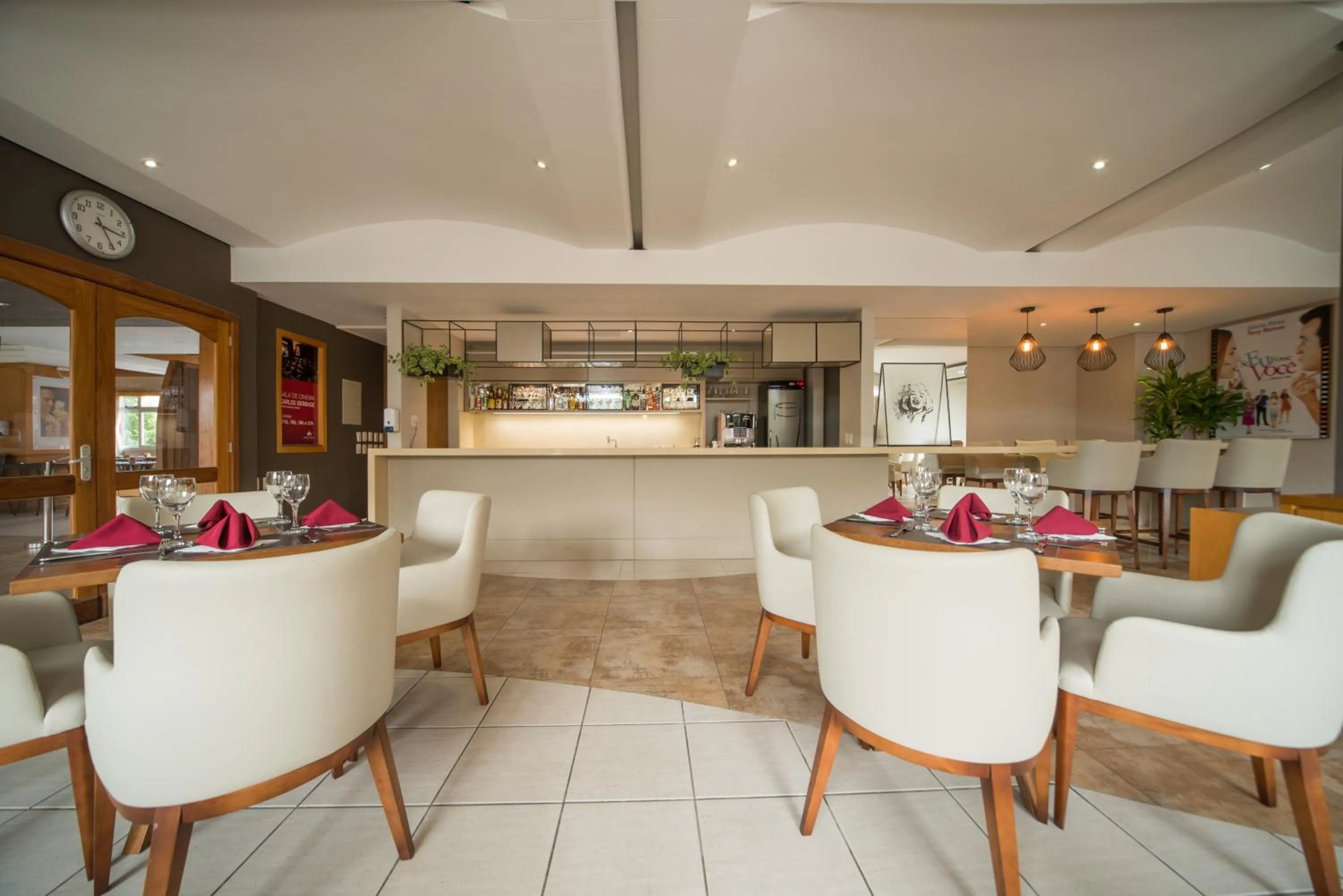 Lounge or bar in Hotel Laghetto Siena Gramado