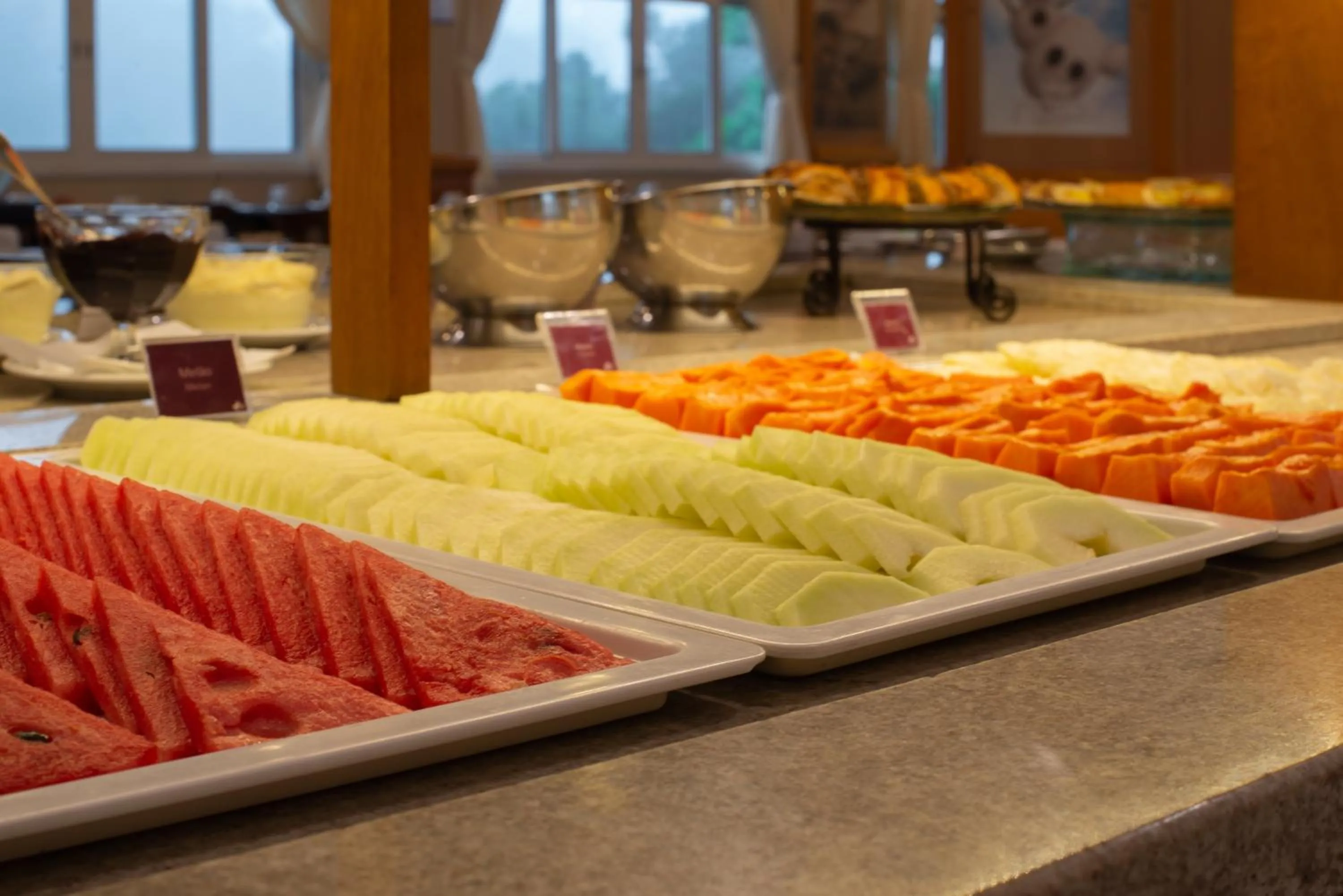 Breakfast in Hotel Laghetto Siena Gramado