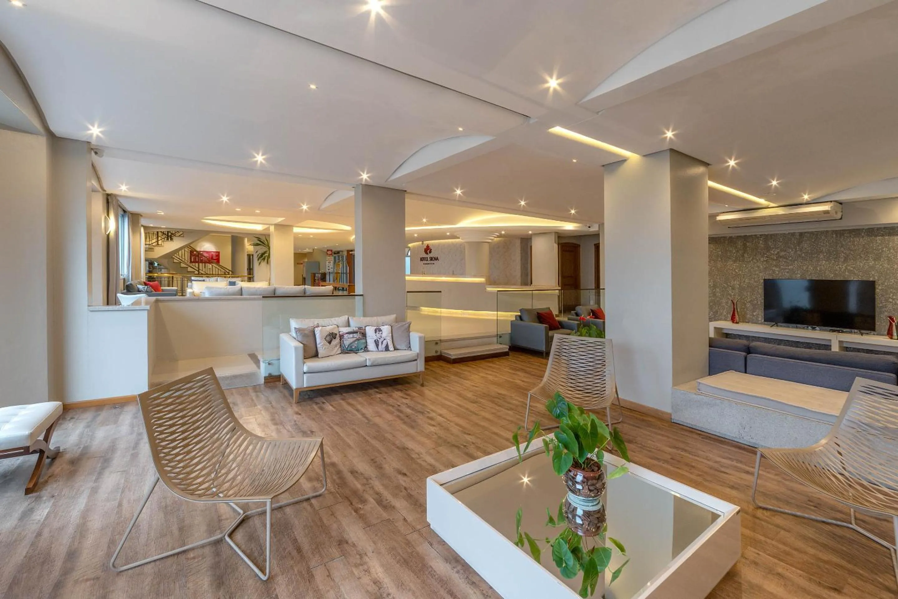 Living room in Hotel Laghetto Siena Gramado