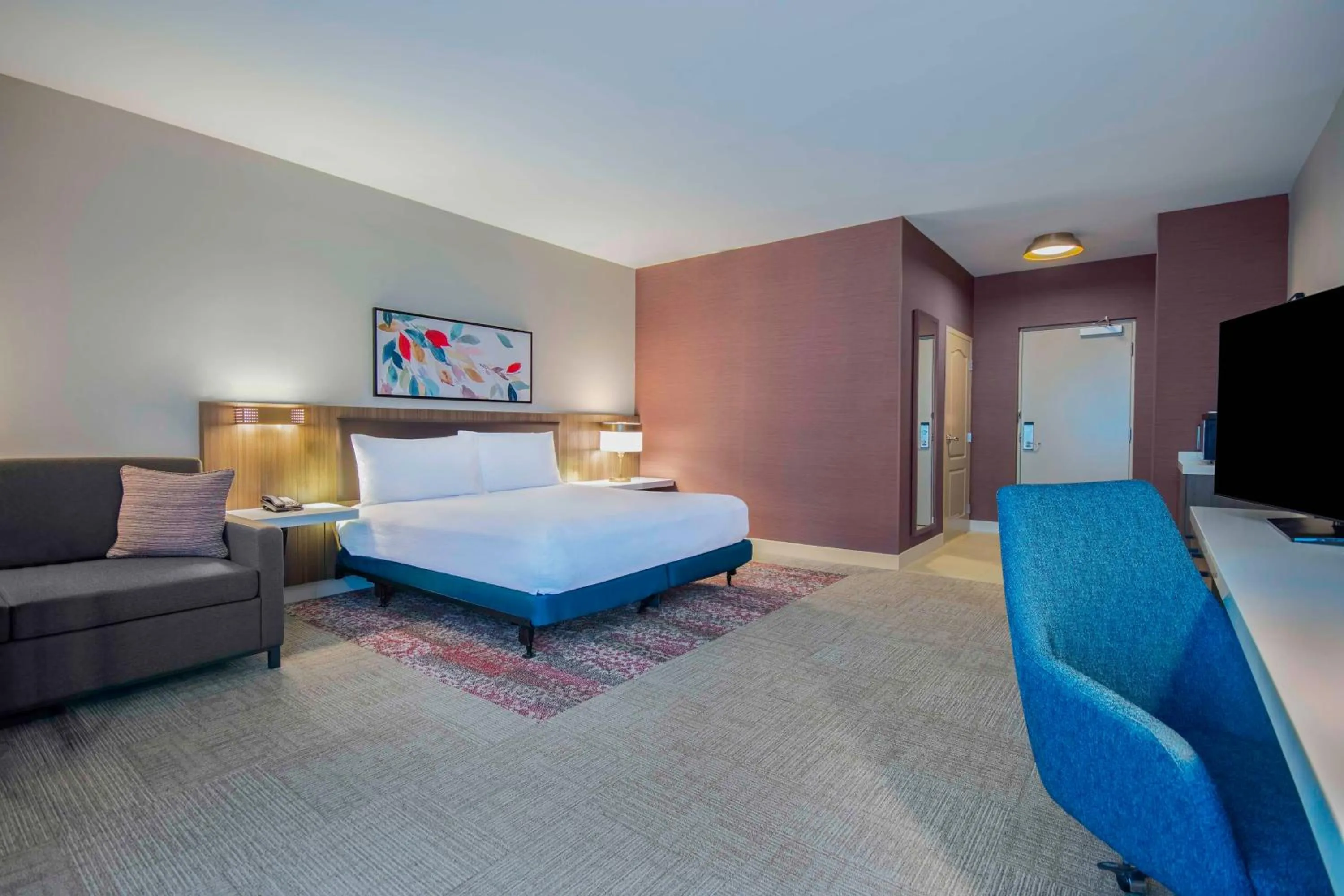 Living room, Bed in Hilton Garden Inn Danbury