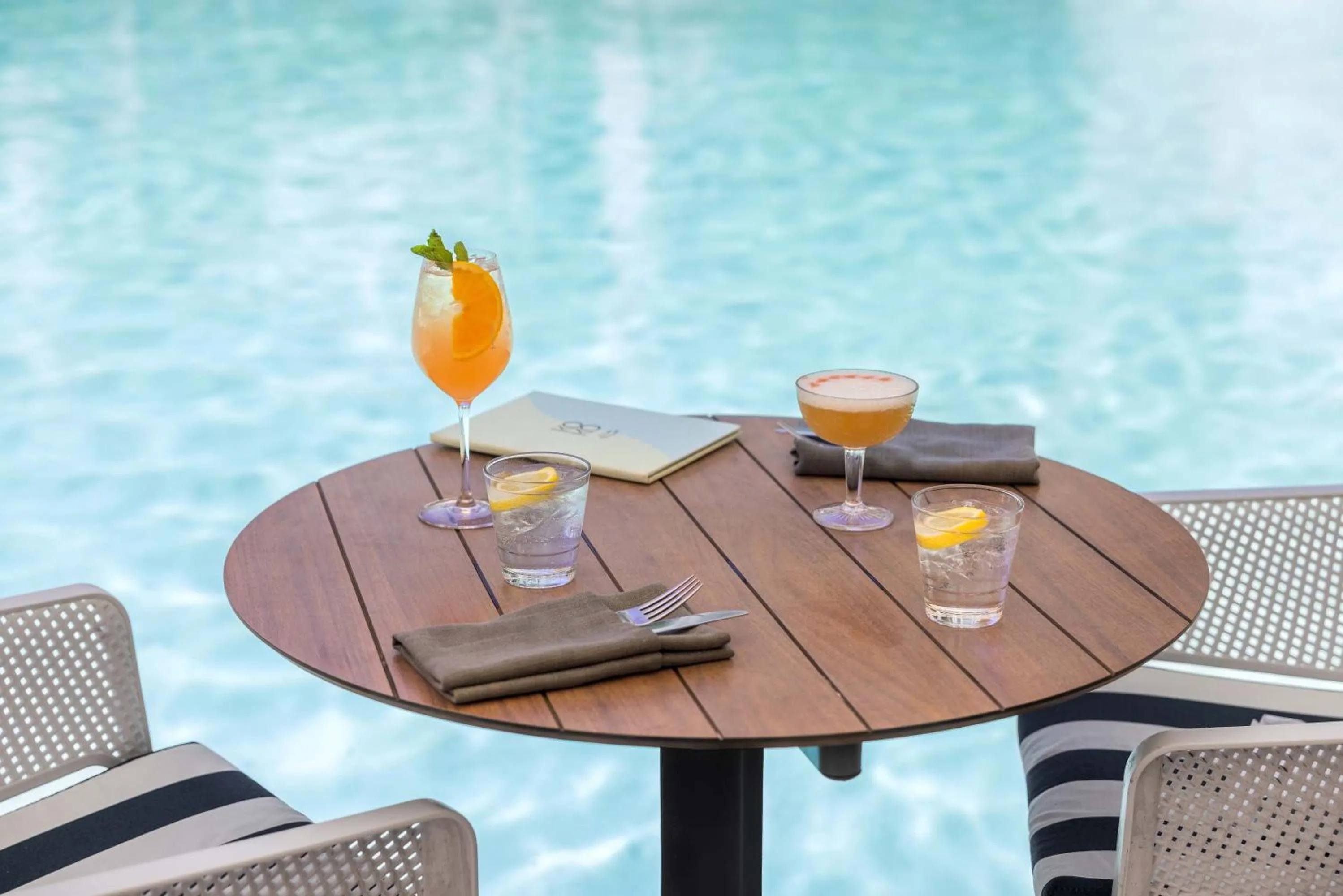 Swimming pool in Peppers Beach Club