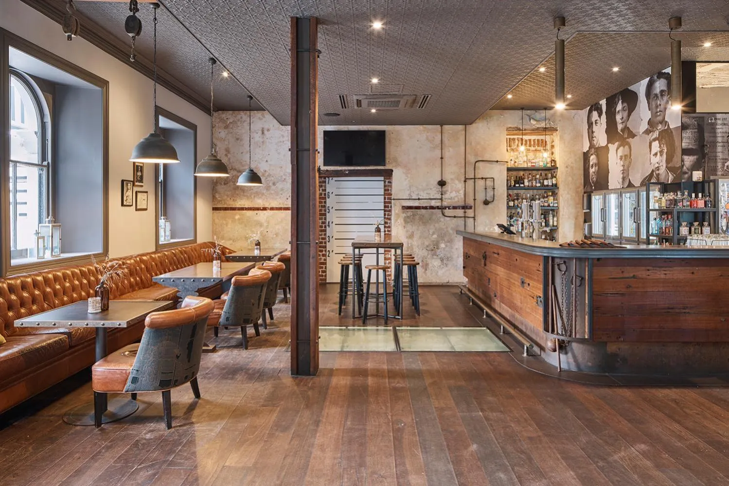 Lounge or bar in Esplanade Hotel Fremantle - by Rydges