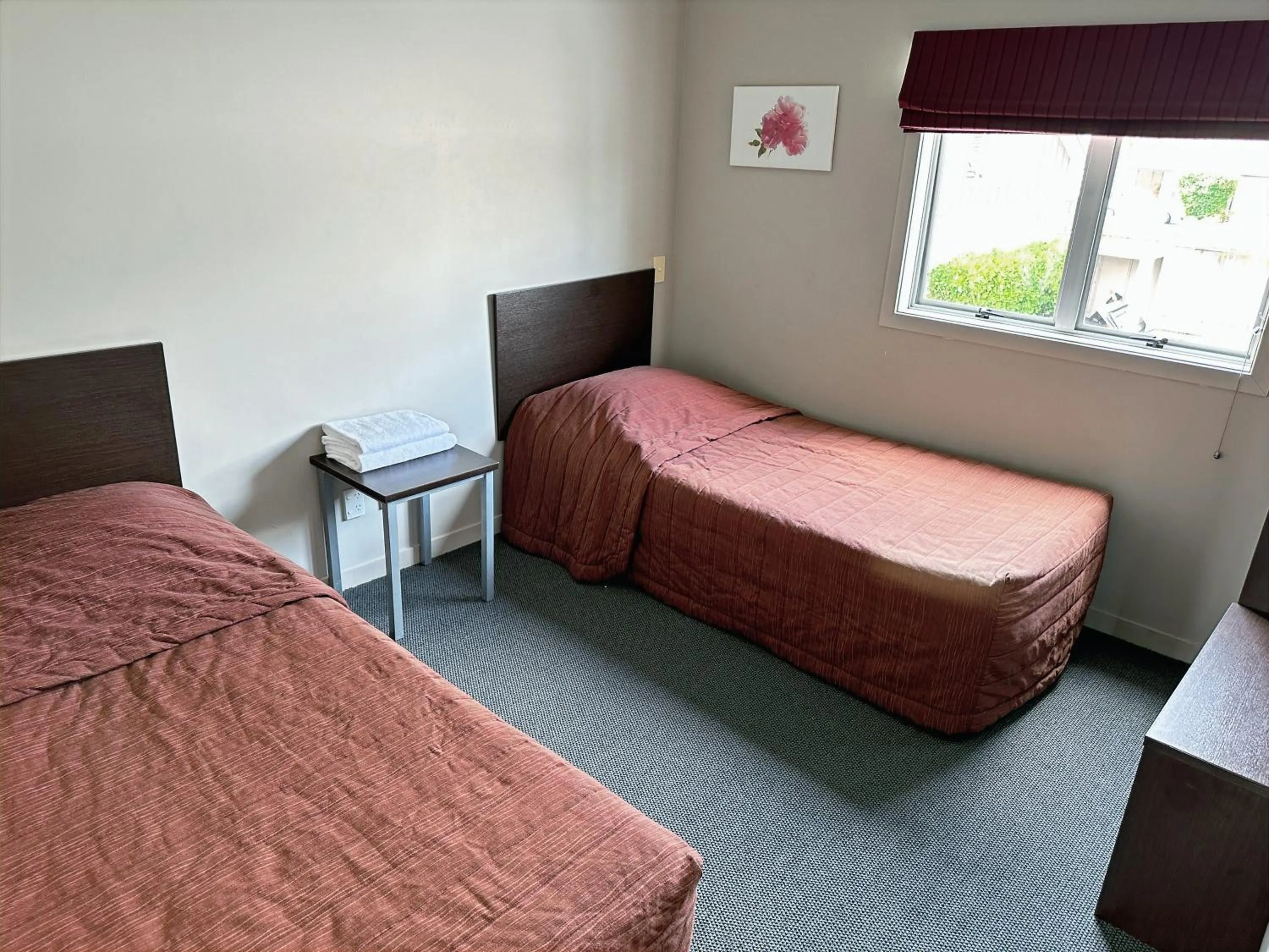 Bedroom, Bed in Arena Lodge