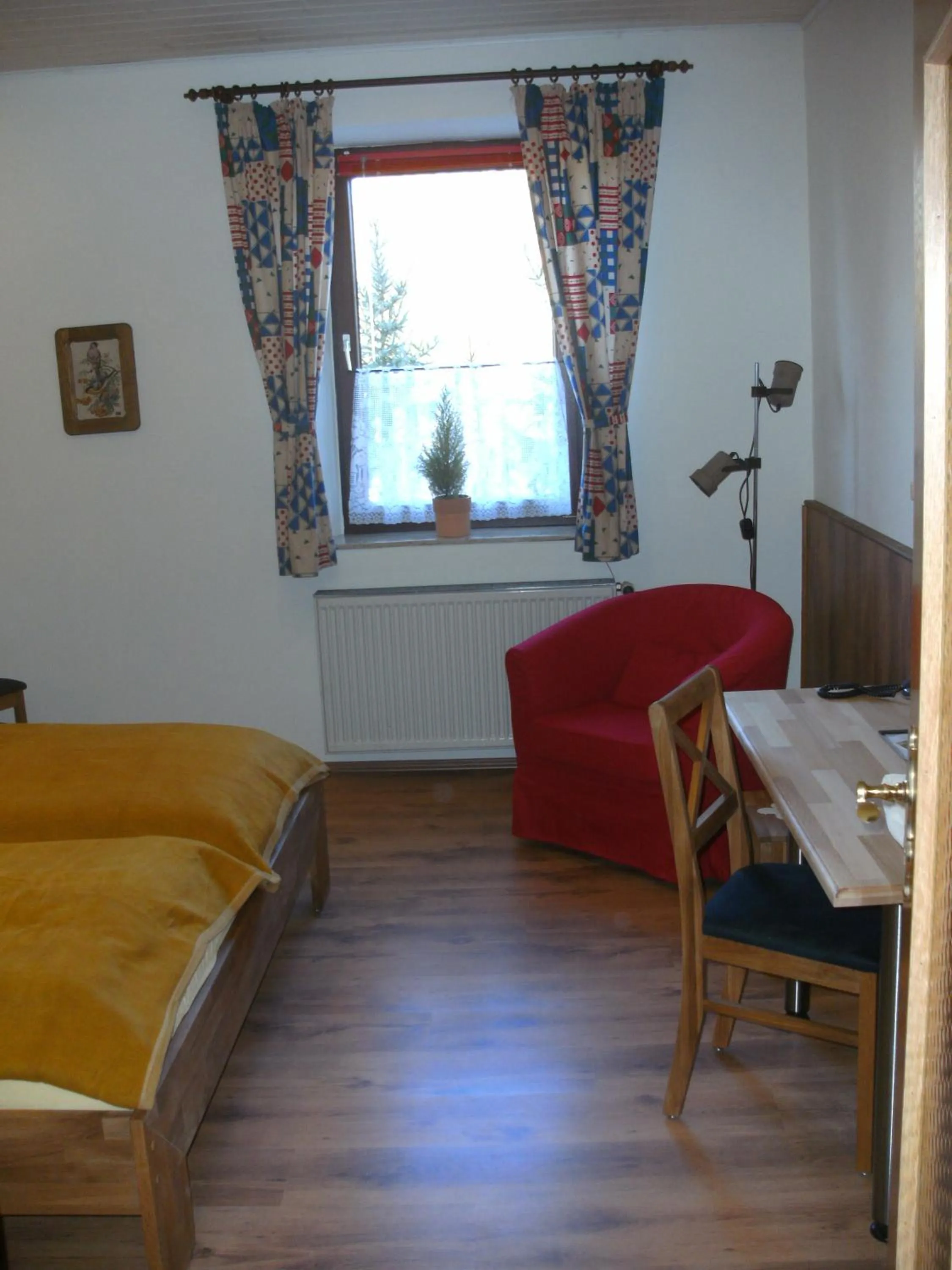Photo of the whole room in Landhotel Garni Knittelsheimer Mühle