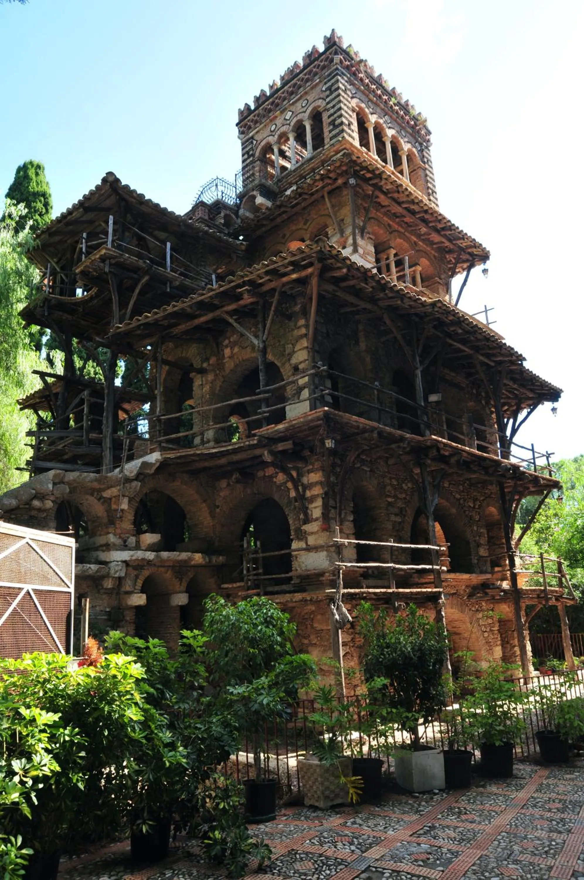 Property building in Casa Cifali