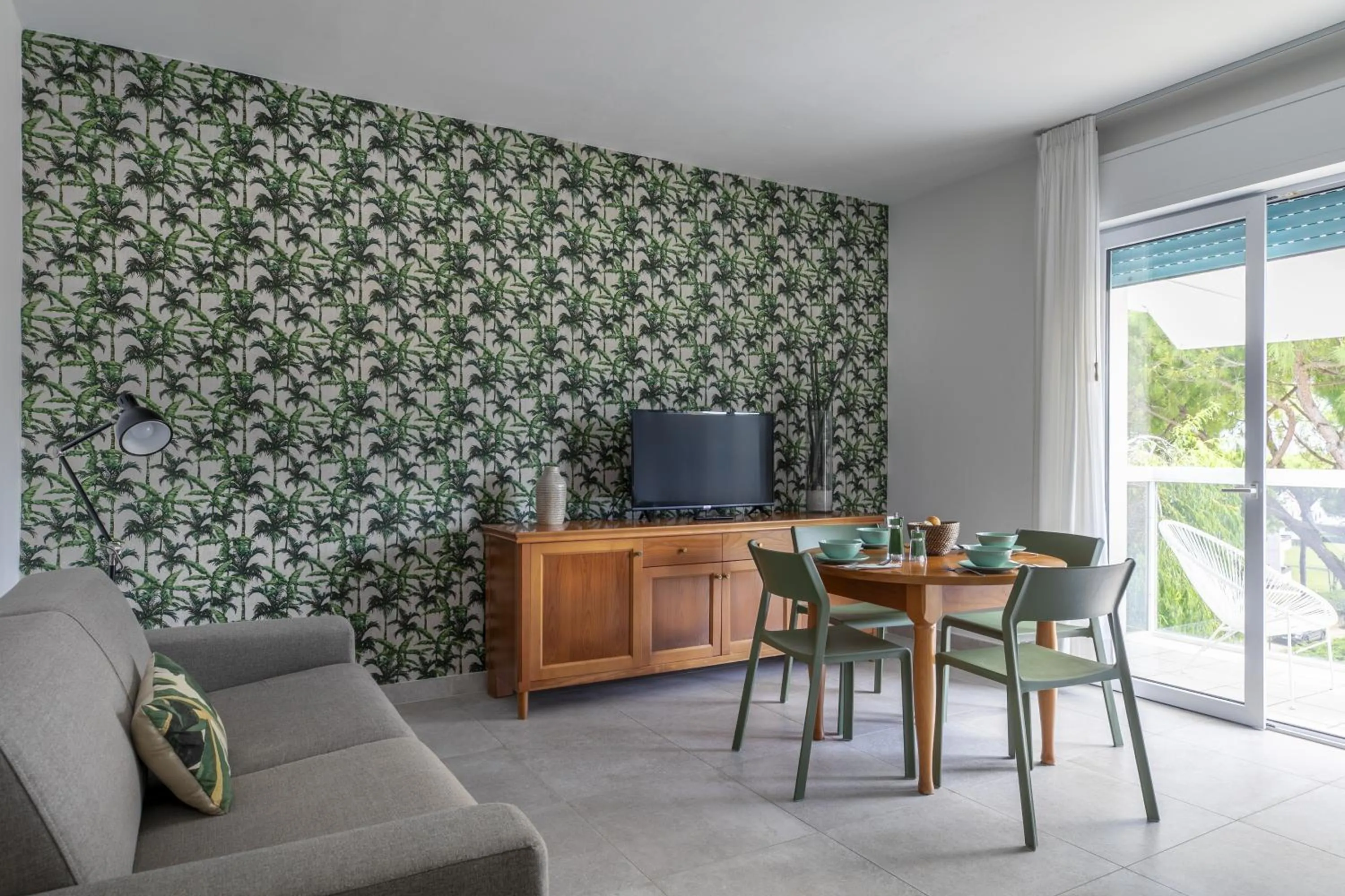 Day in Harvey Suites Hotel & Residence