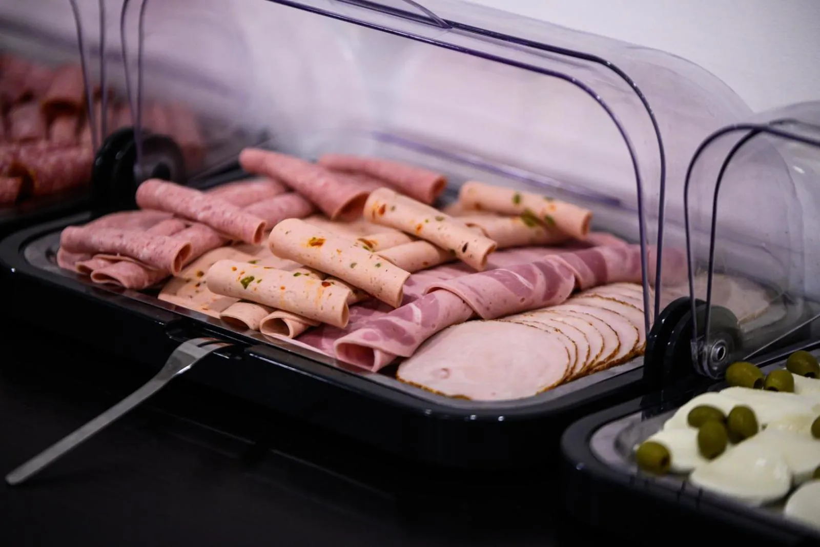 Buffet breakfast in Hotel Luna