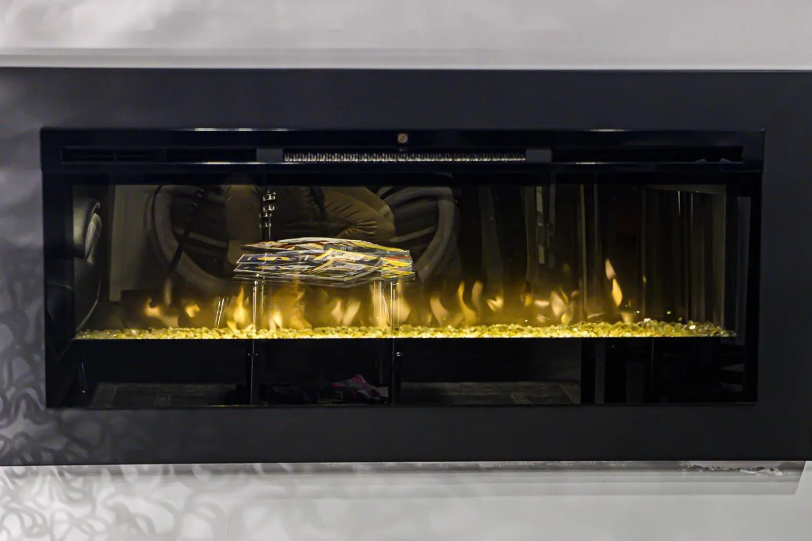 Communal lounge/ TV room in Hotel Luna