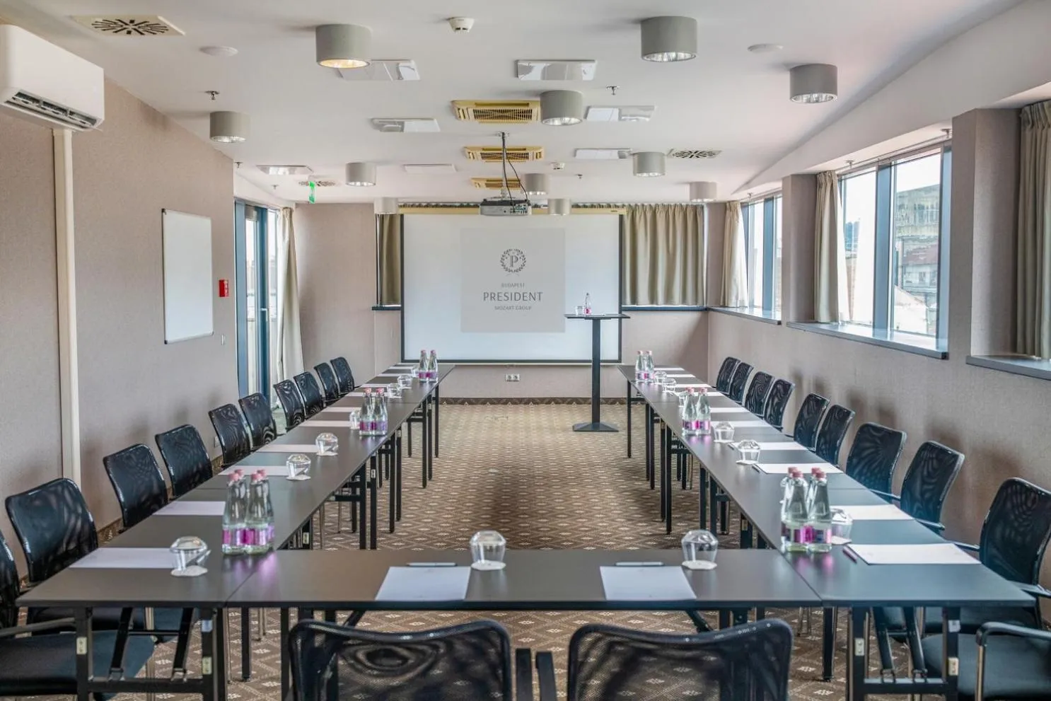 Meeting/conference room in Hotel President