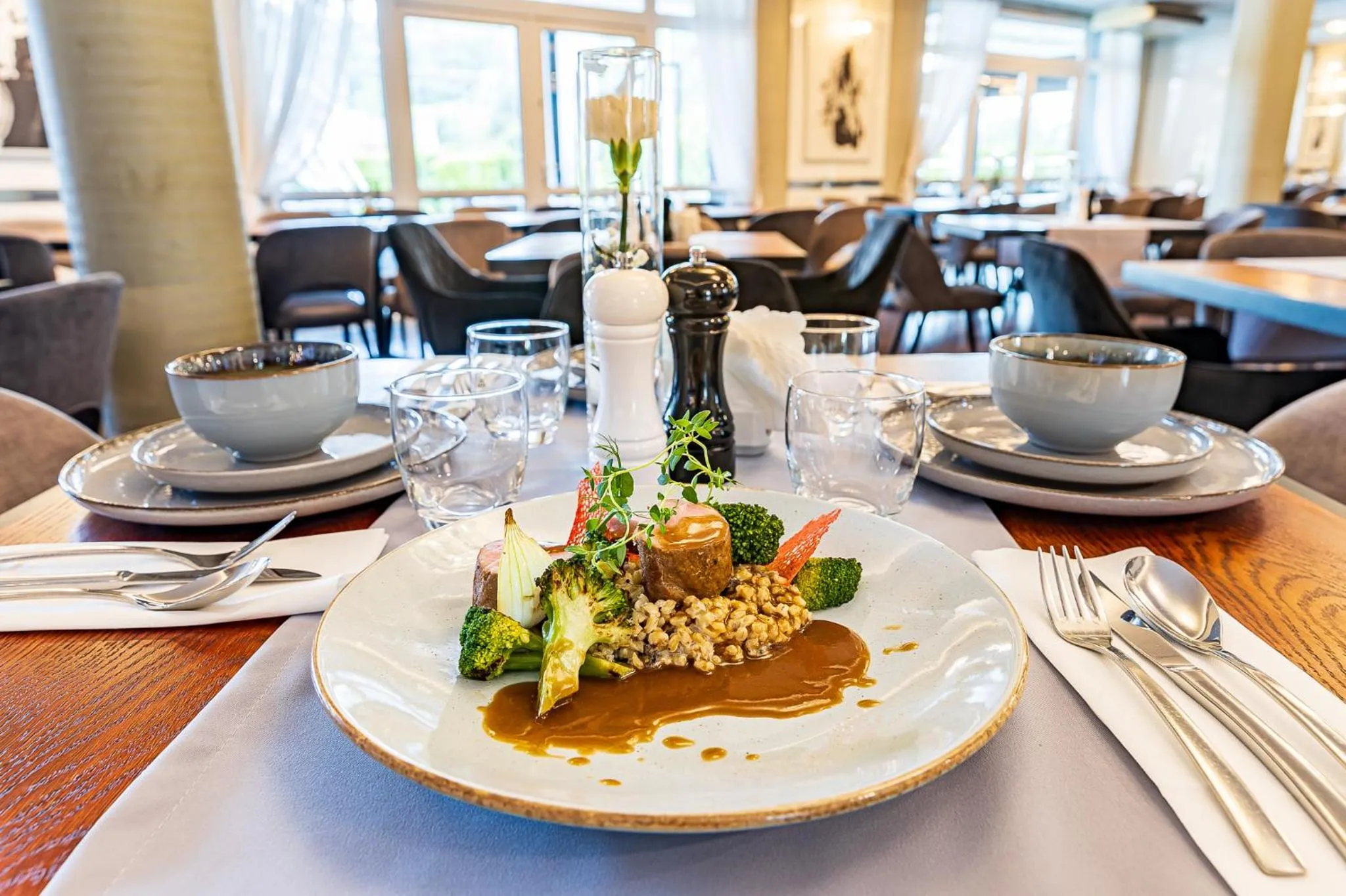 Restaurant/places to eat in Hotel Fero Express POKOJE KLIMATYZOWANE AC