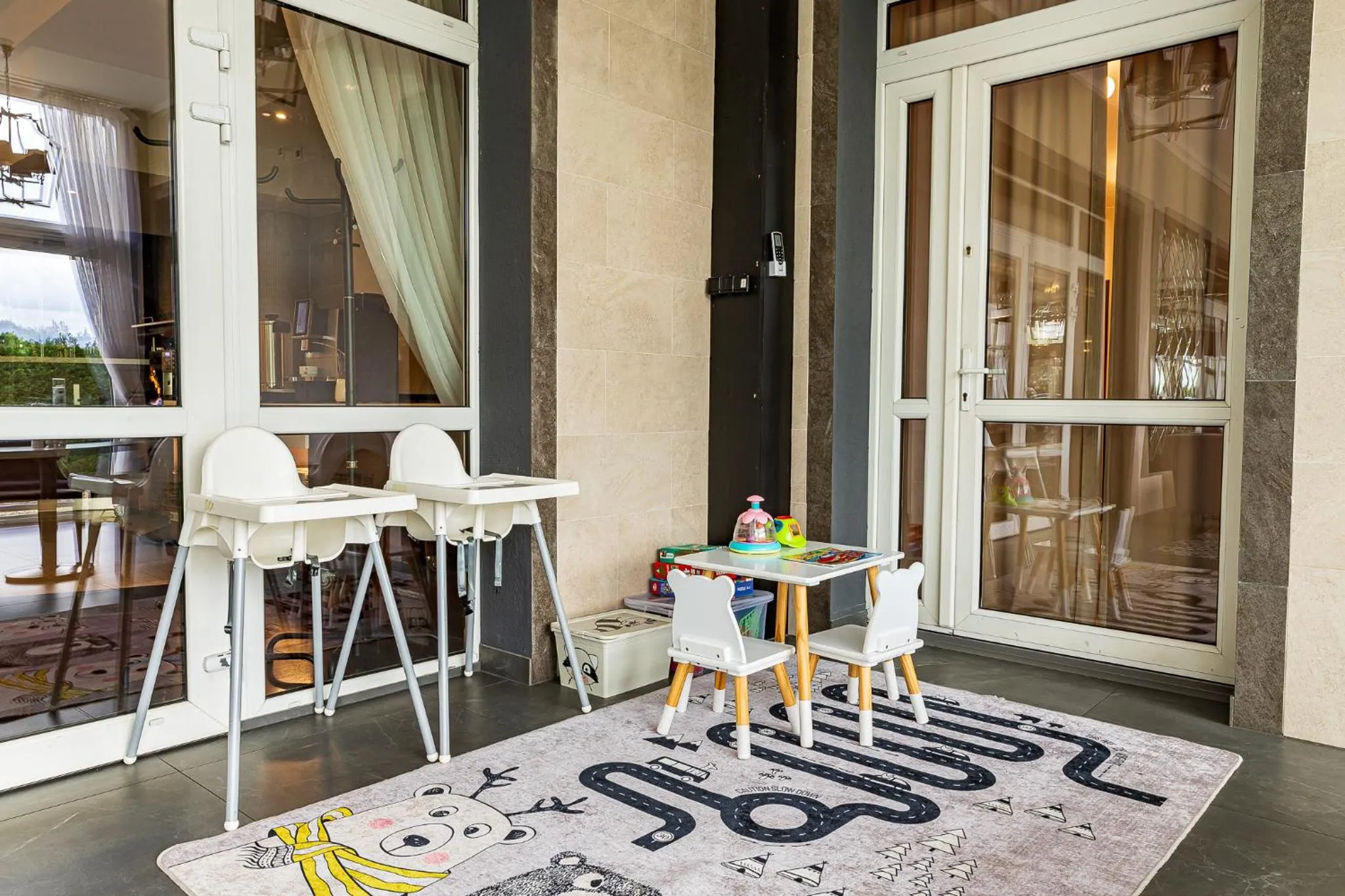 children in Hotel Fero Express POKOJE KLIMATYZOWANE AC