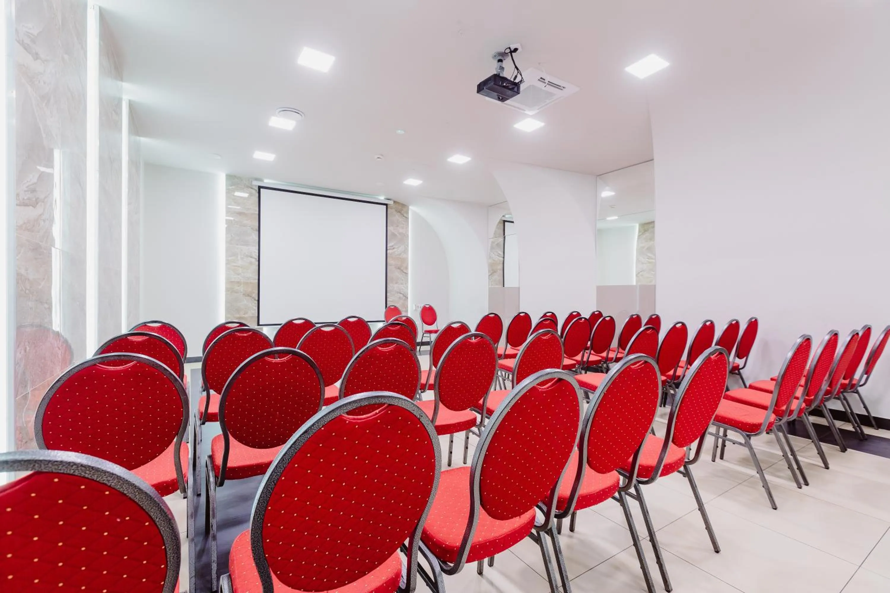 Business facilities in Hotel Fero Express POKOJE KLIMATYZOWANE AC