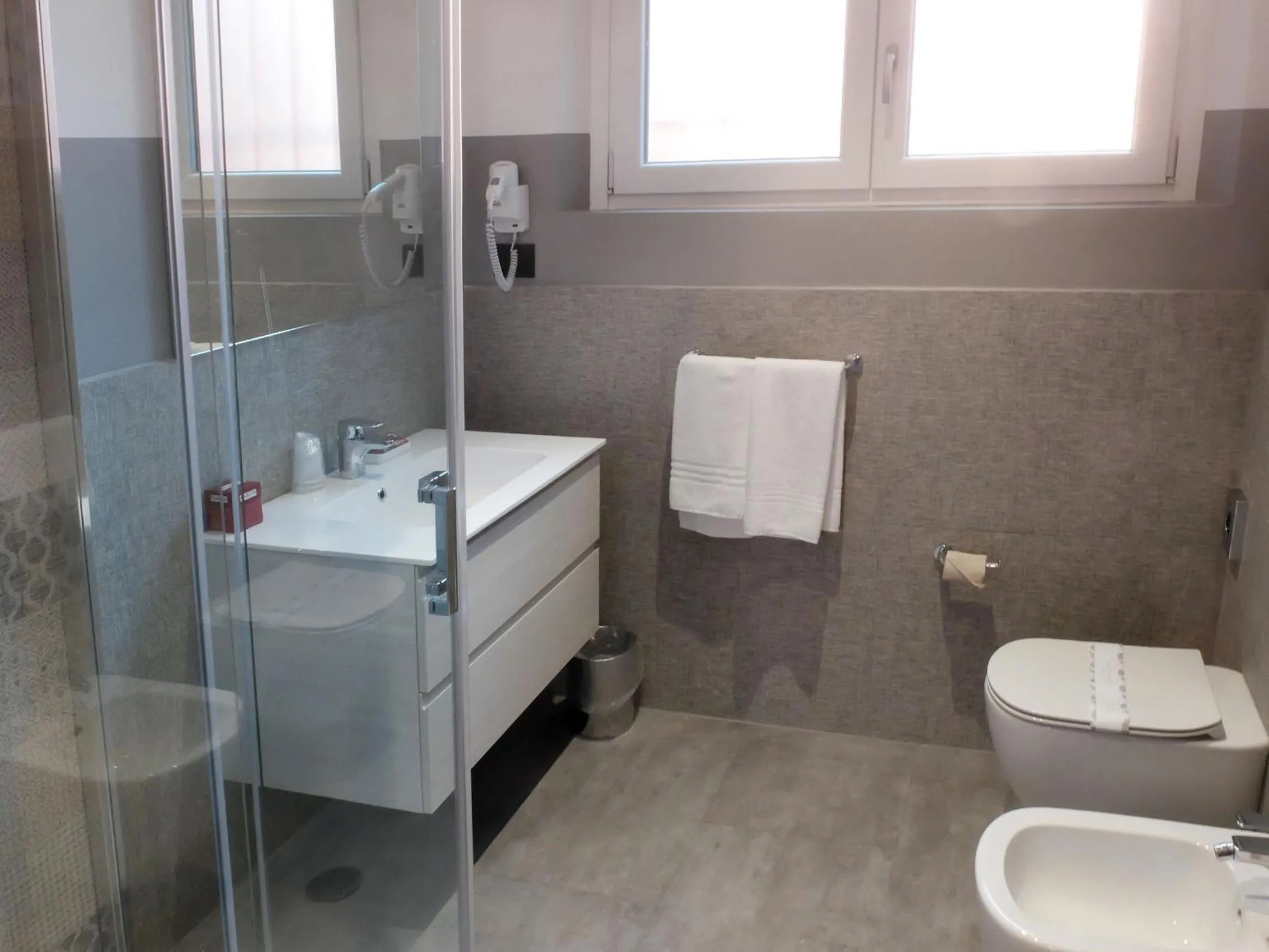 Shower in Residence Carlton