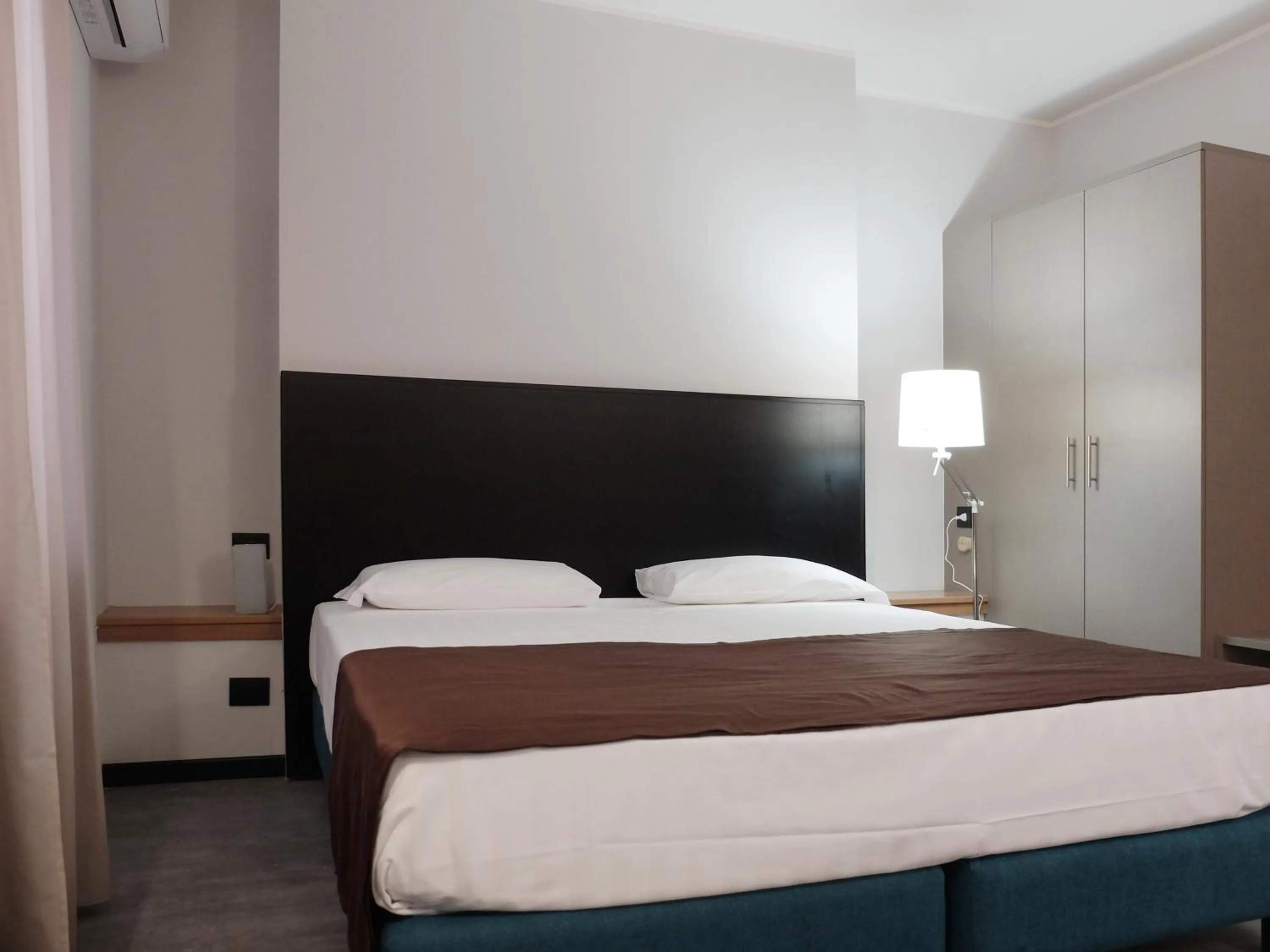 Bedroom, Bed in Residence Carlton