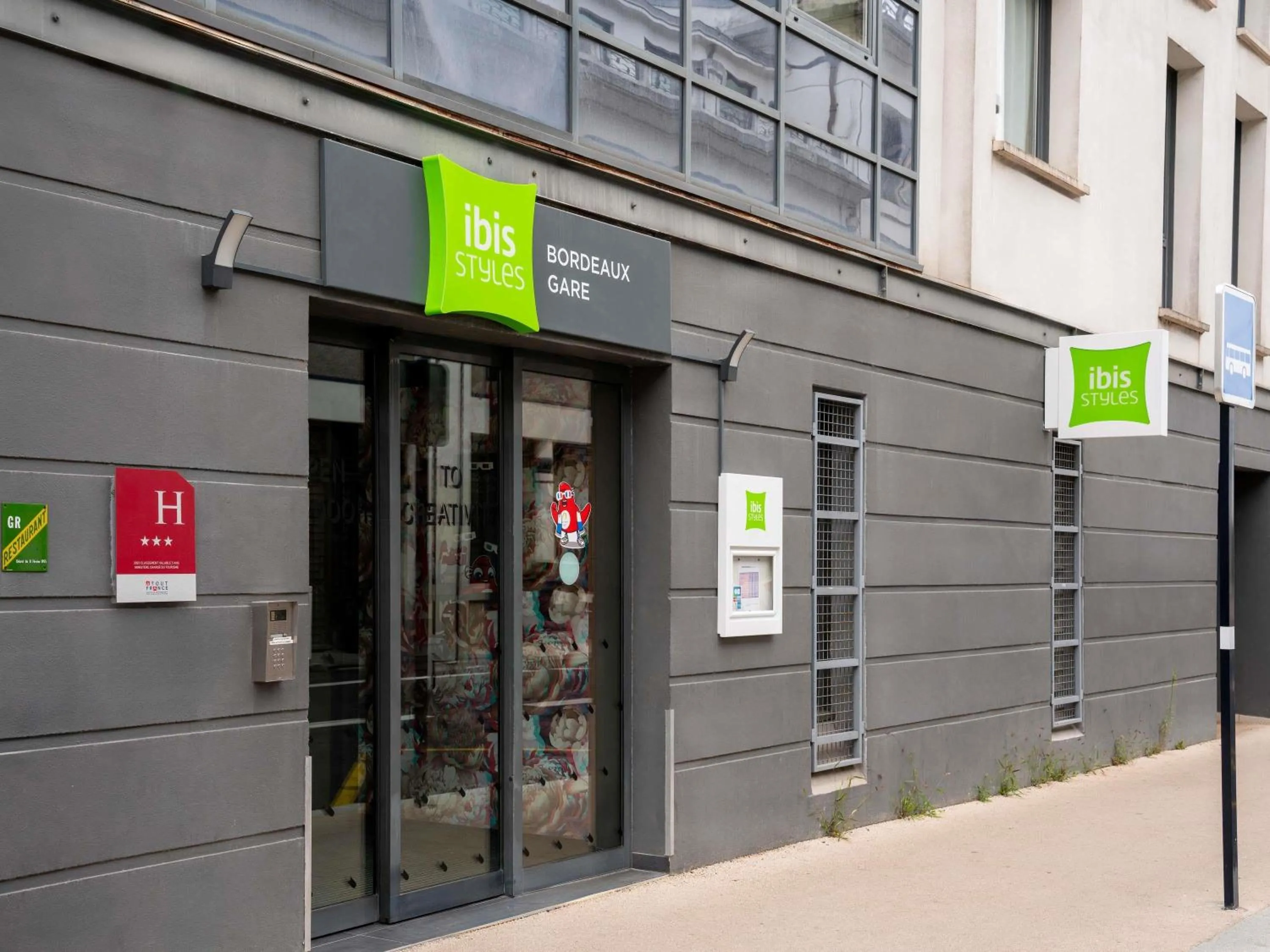 Property building in ibis Styles Bordeaux Centre Gare