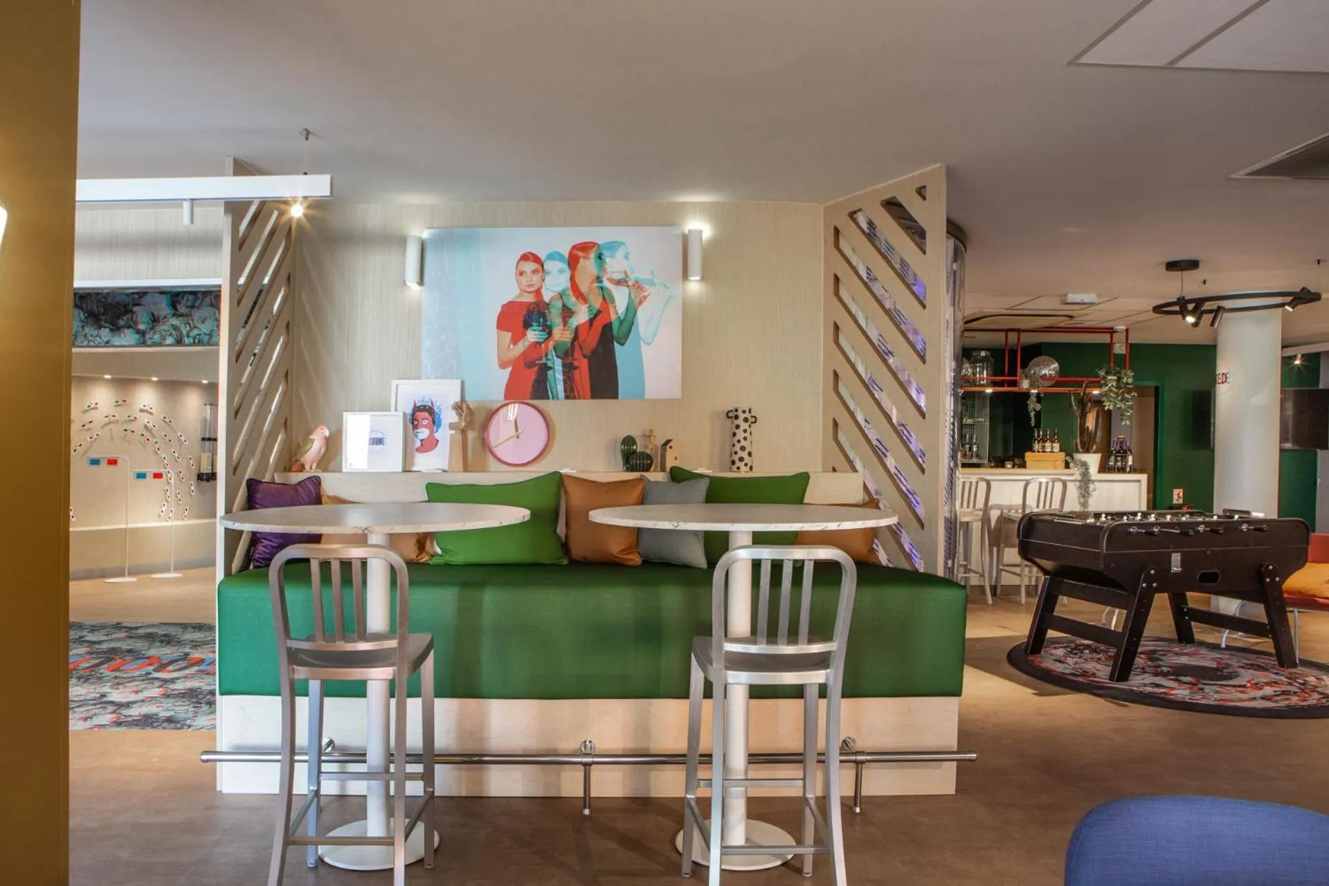 Living room in ibis Styles Bordeaux Centre Gare