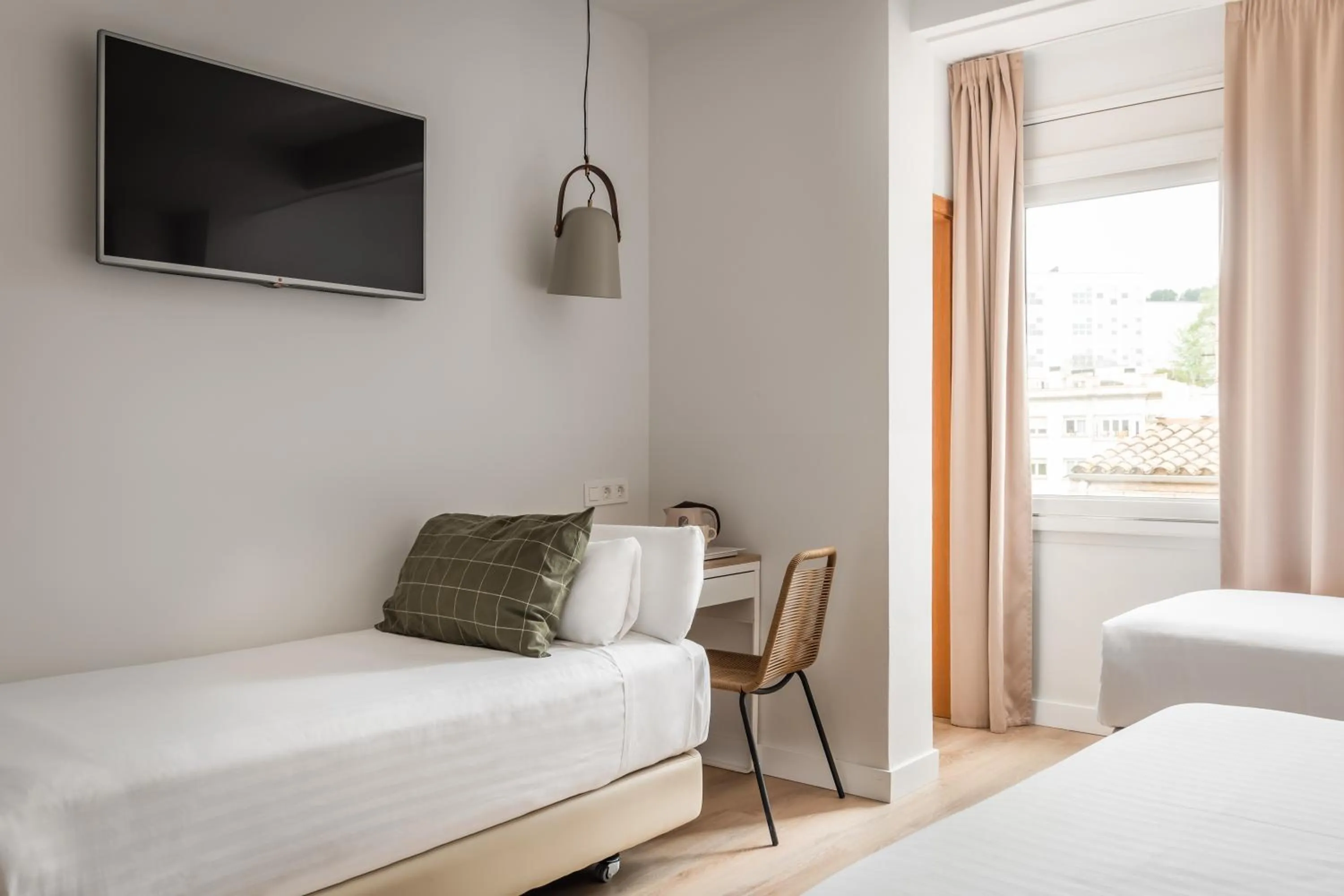 Bed in BYPILLOW Erba