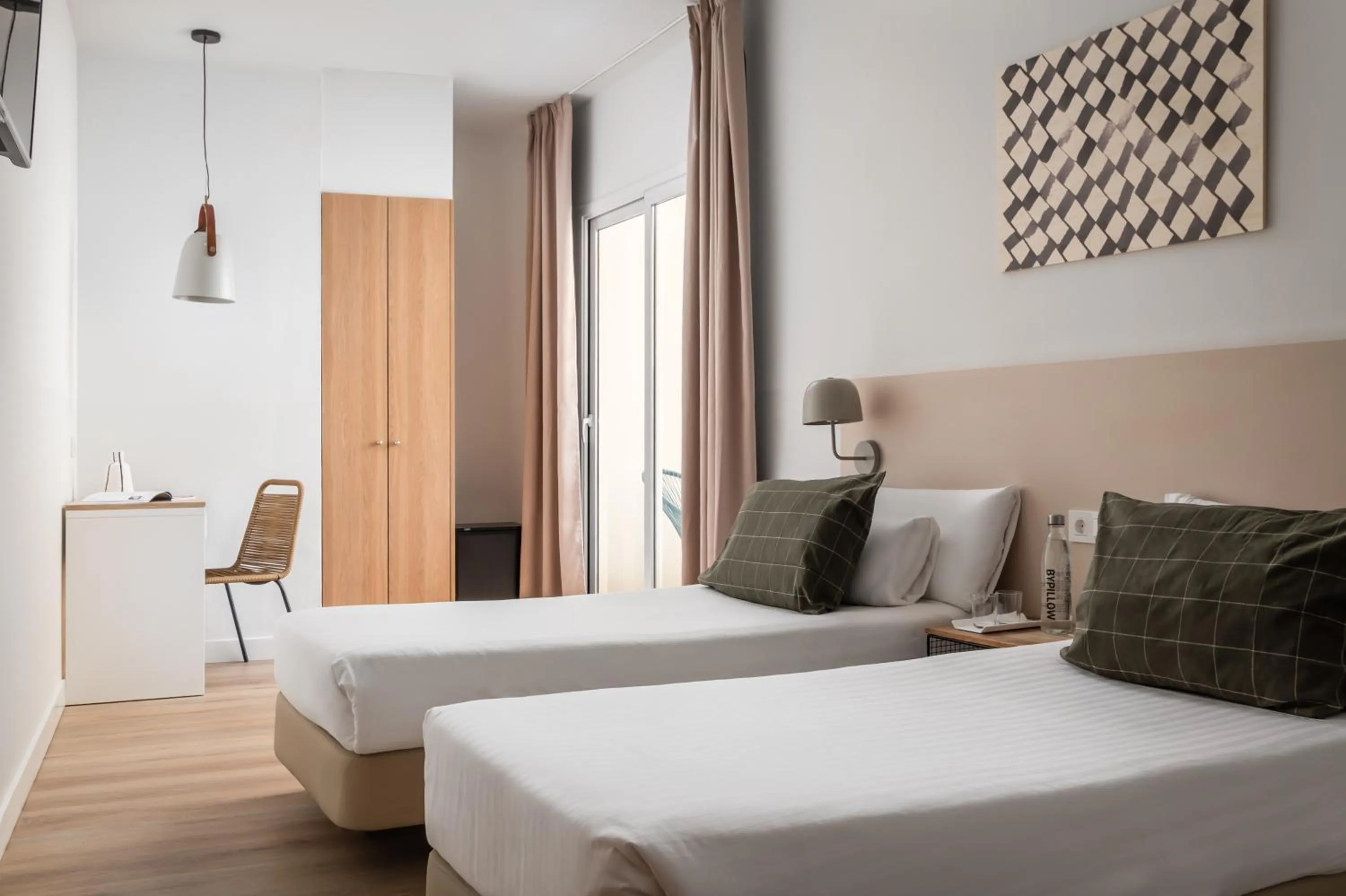 Bed in BYPILLOW Erba