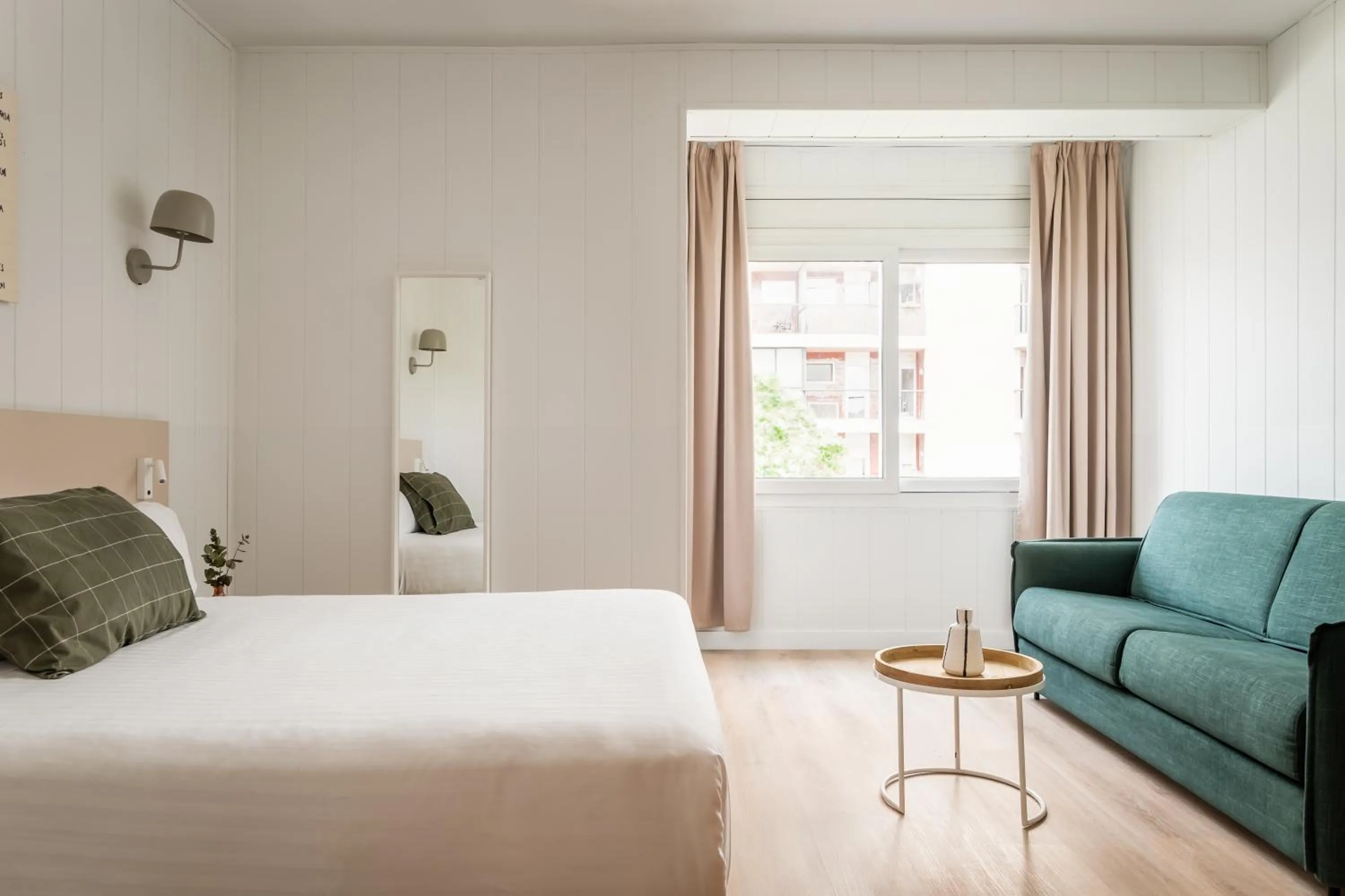 Bed in BYPILLOW Erba