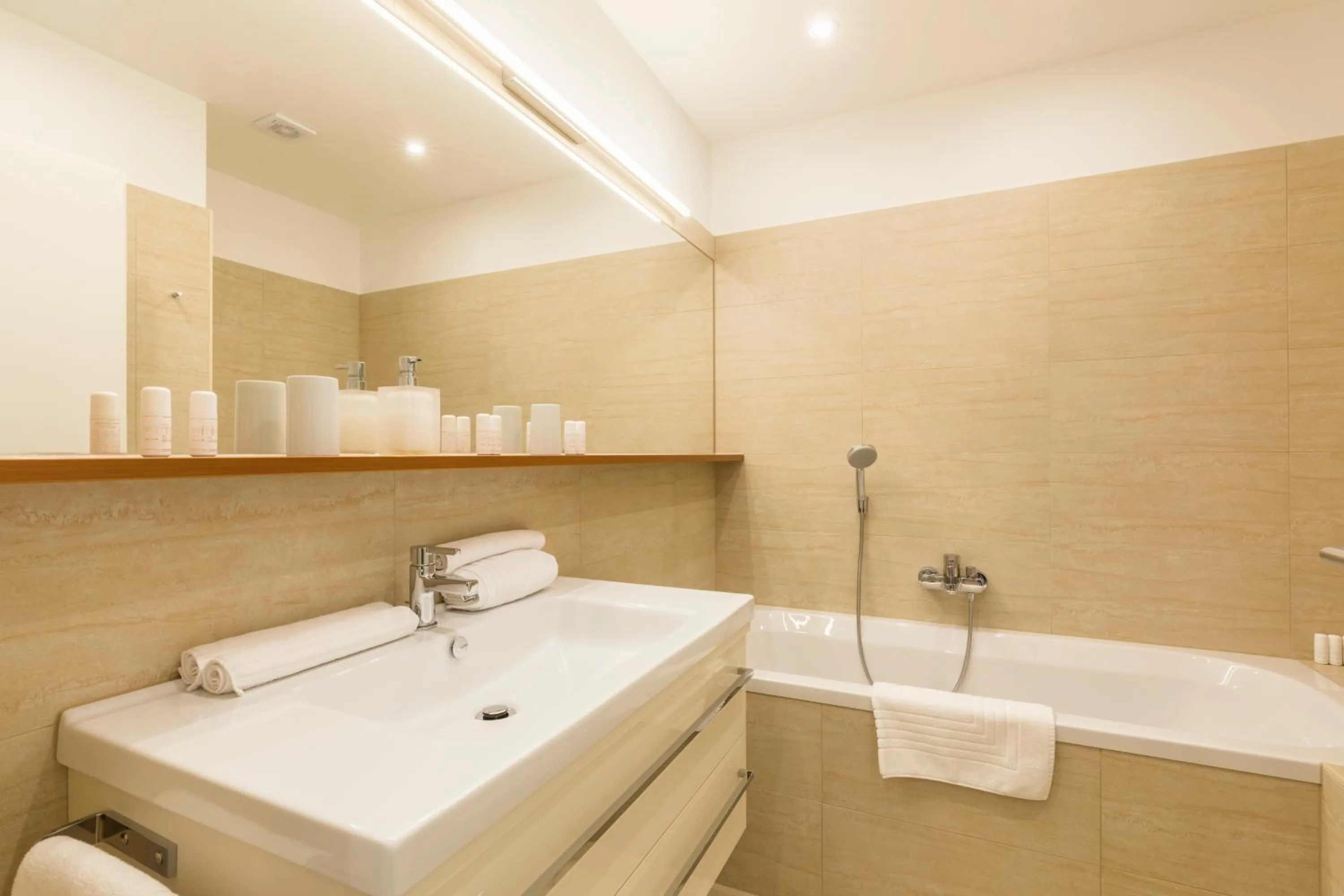 Bathroom in Vienna Grand Apartments City