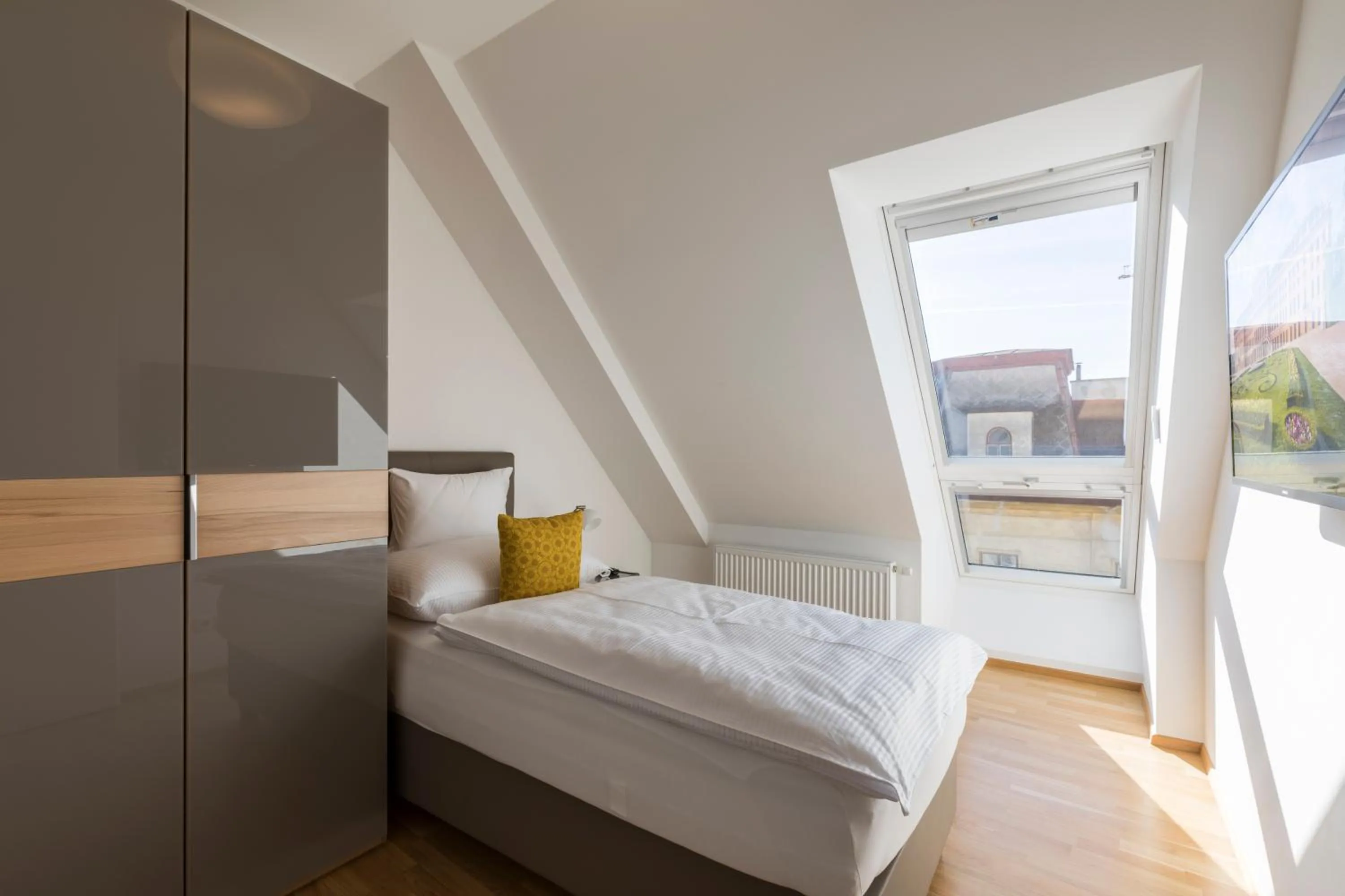 Bedroom, Bed in Vienna Grand Apartments City