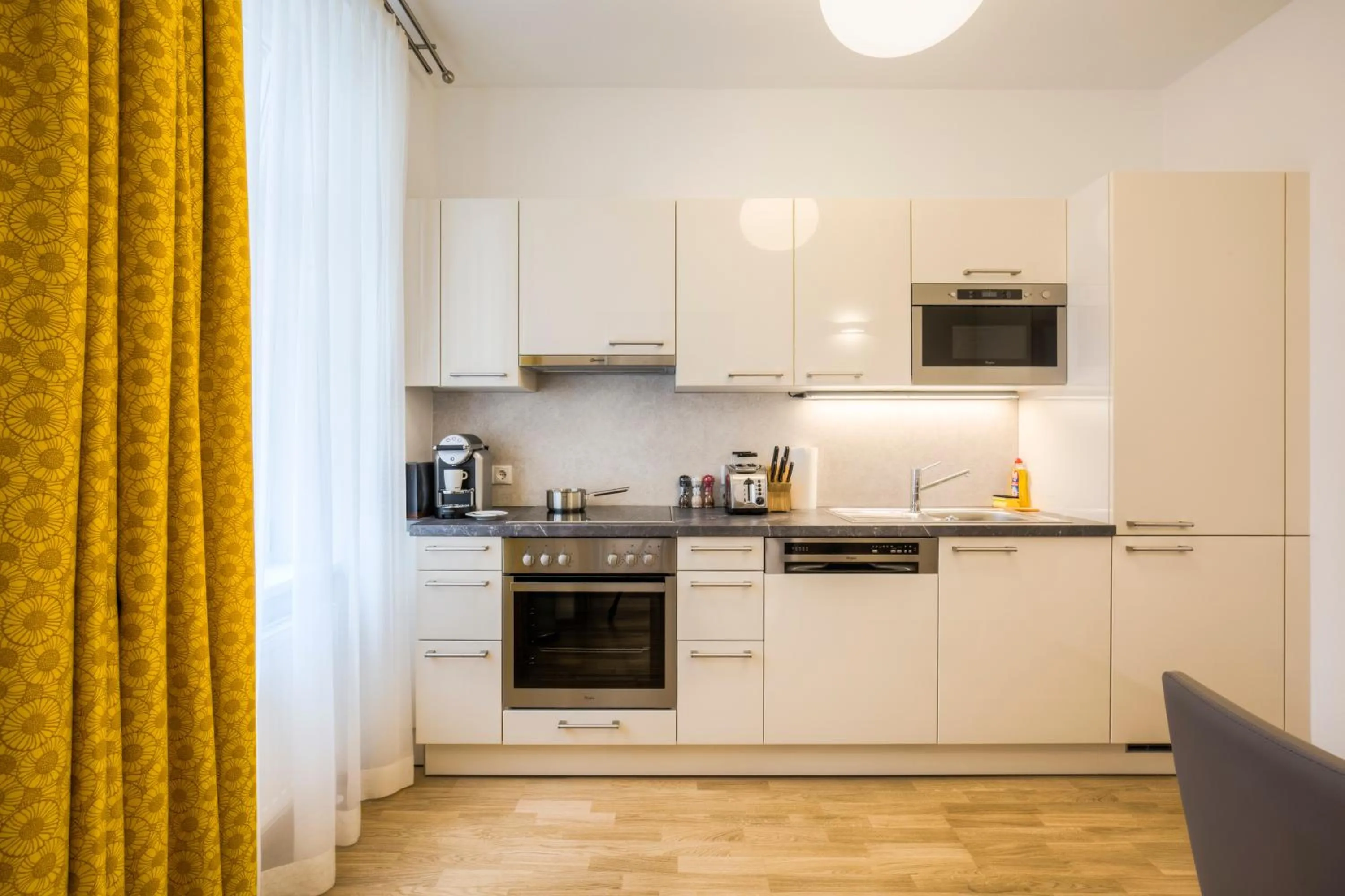 Kitchen or kitchenette in Vienna Grand Apartments City