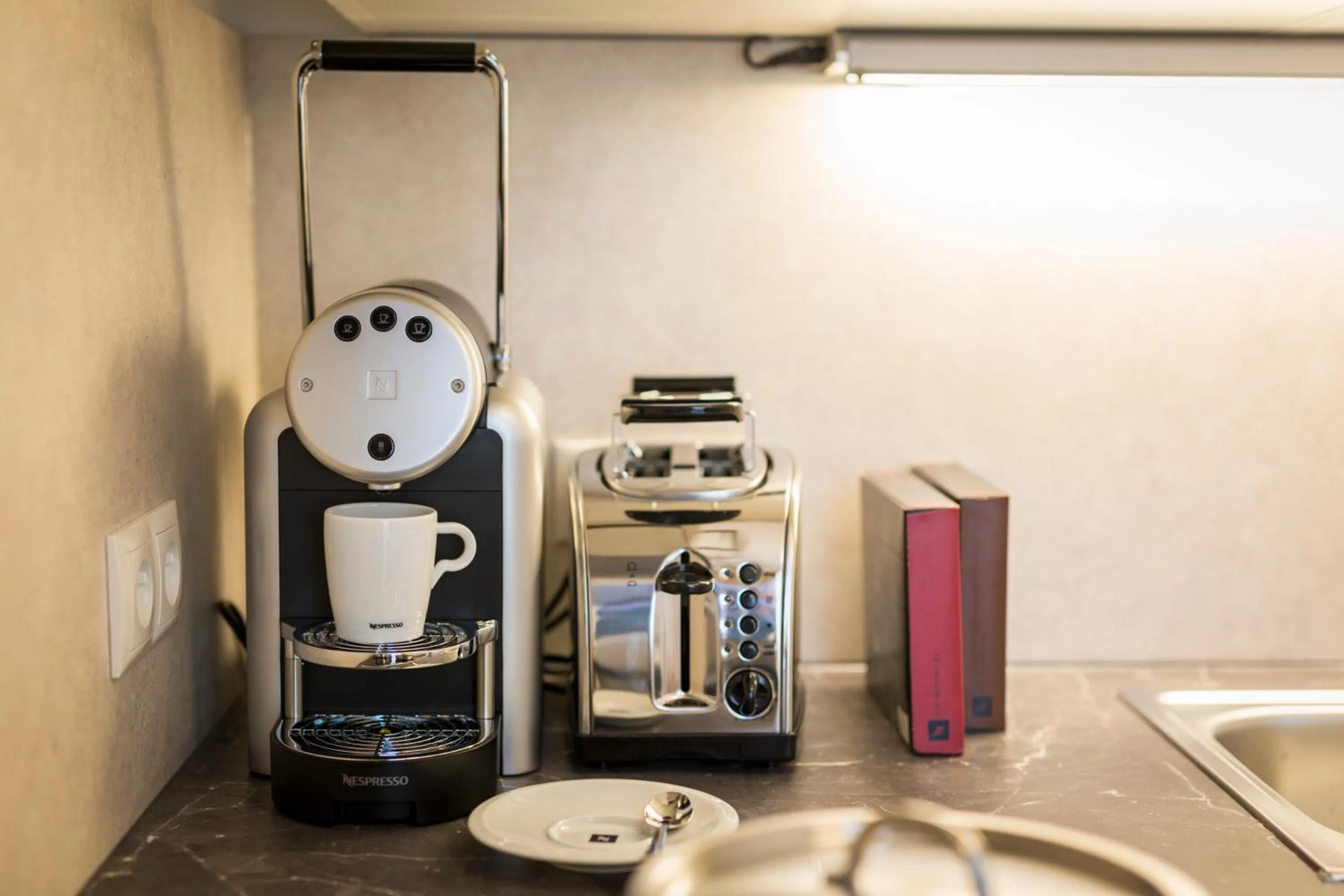 Coffee/tea facilities in Vienna Grand Apartments City