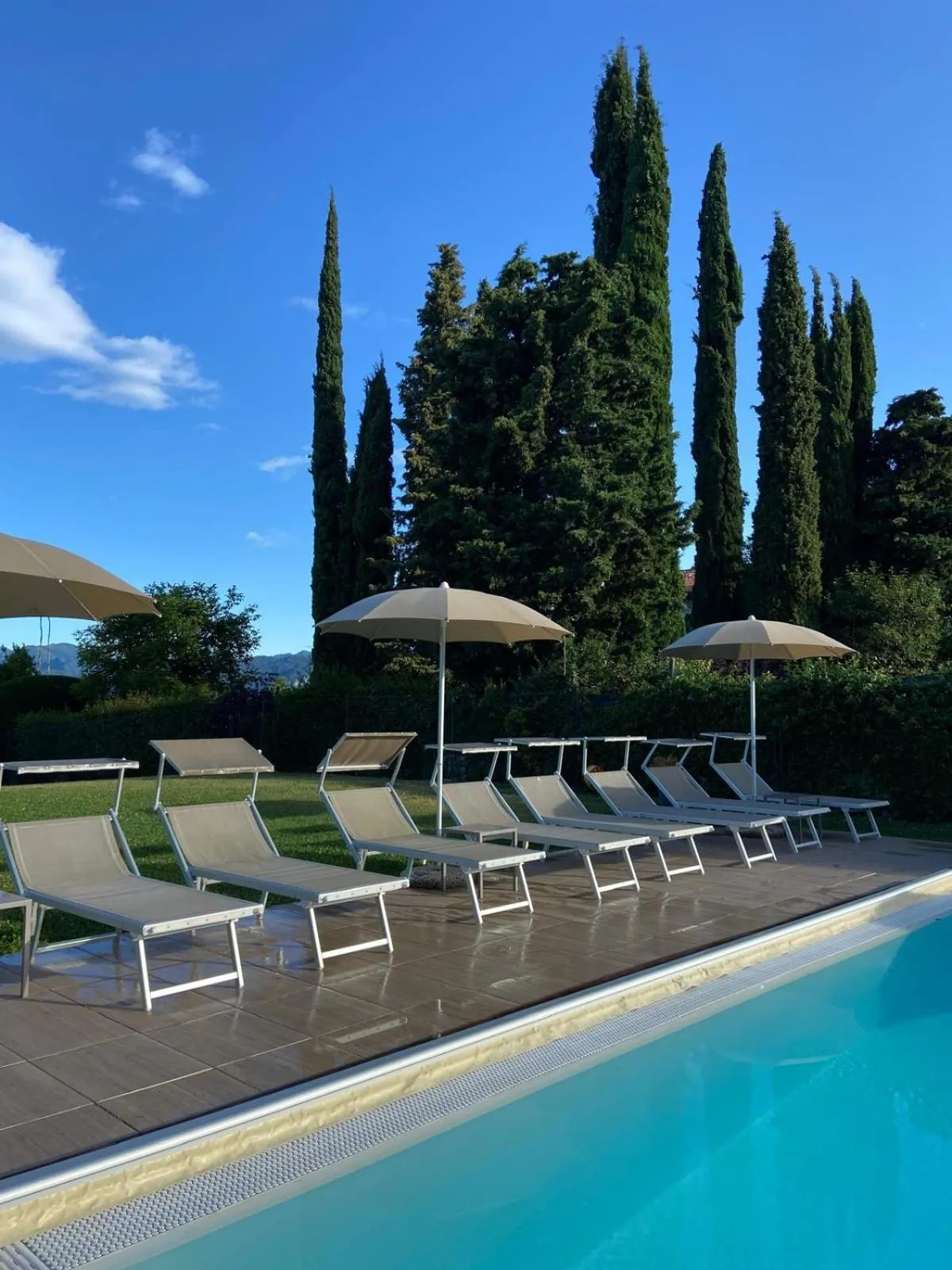 sunbed in Hotel Bellavista