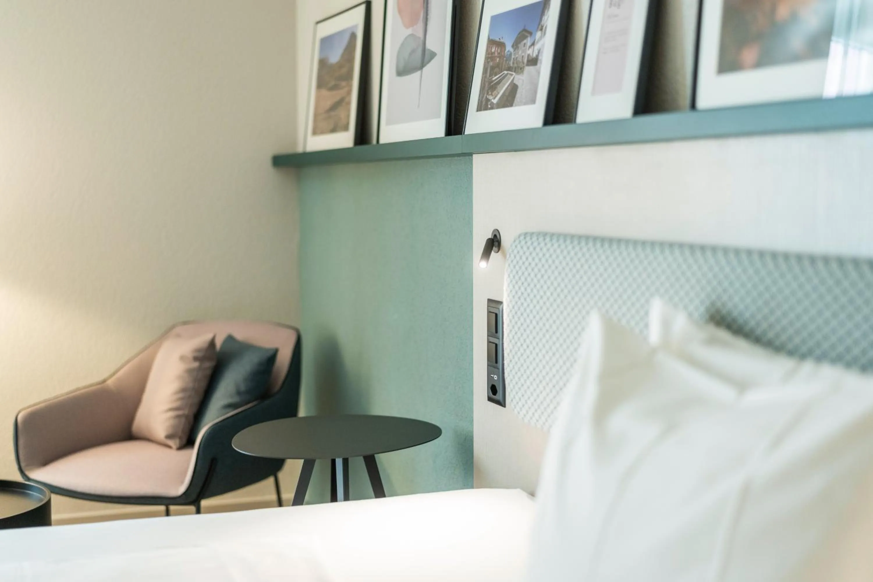 Bedroom, Bed in Hotel Münchwilen