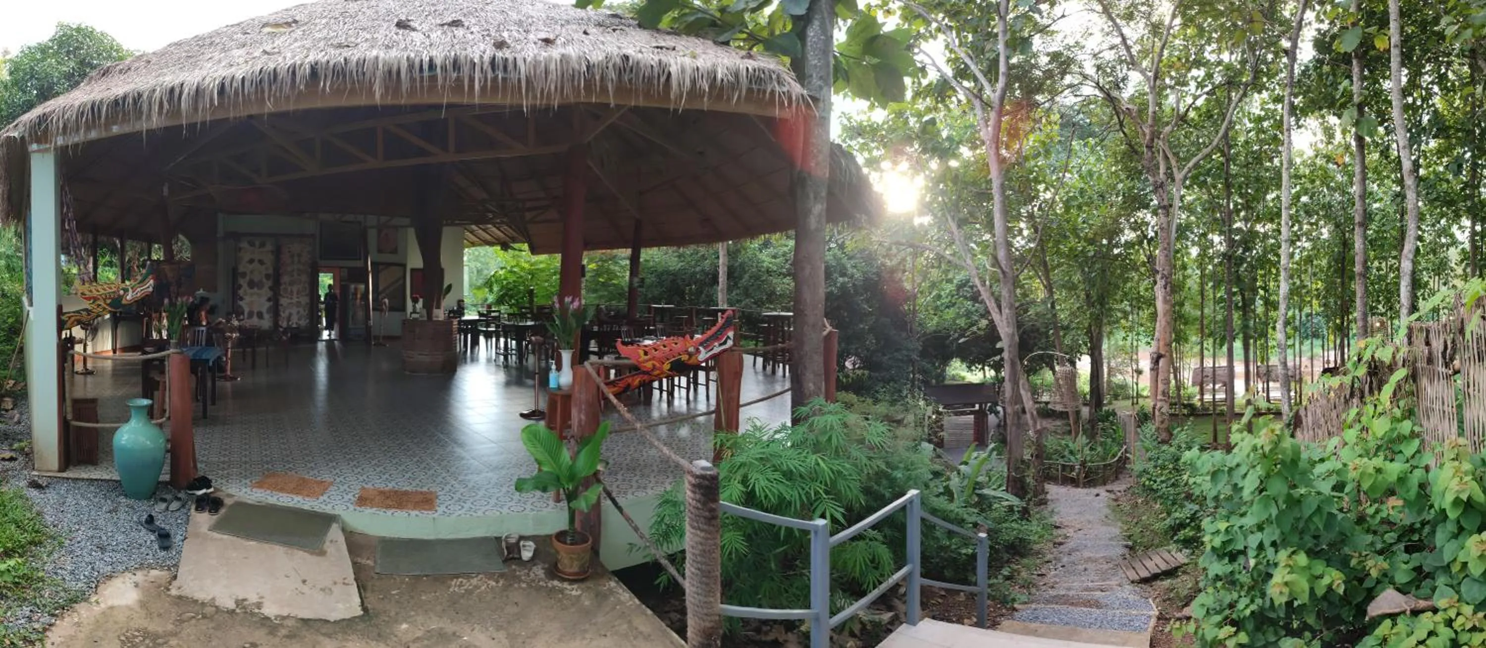 Dining area in Nan De Panna Resort and Spa