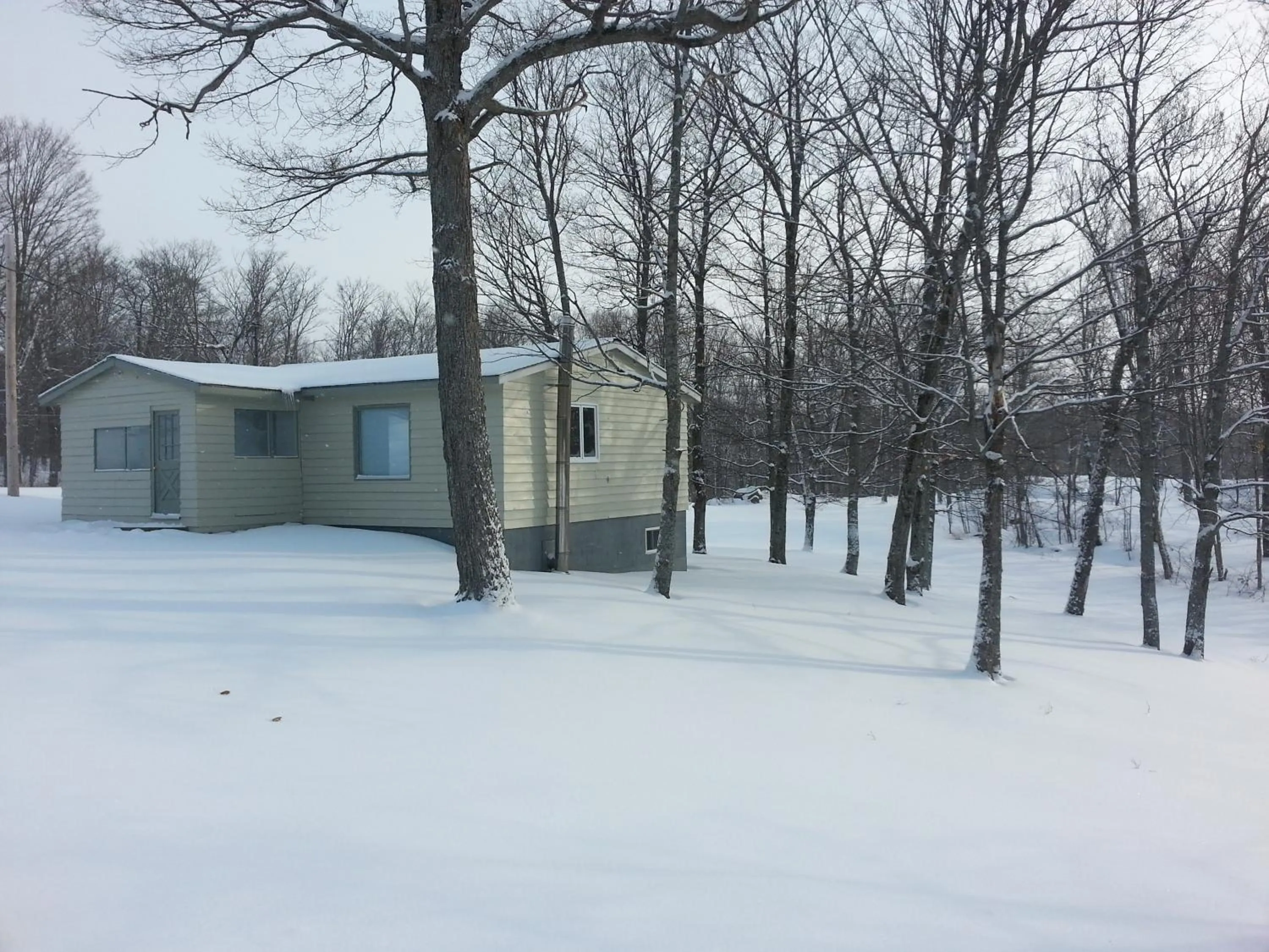 Quiet Bay Inn & Café