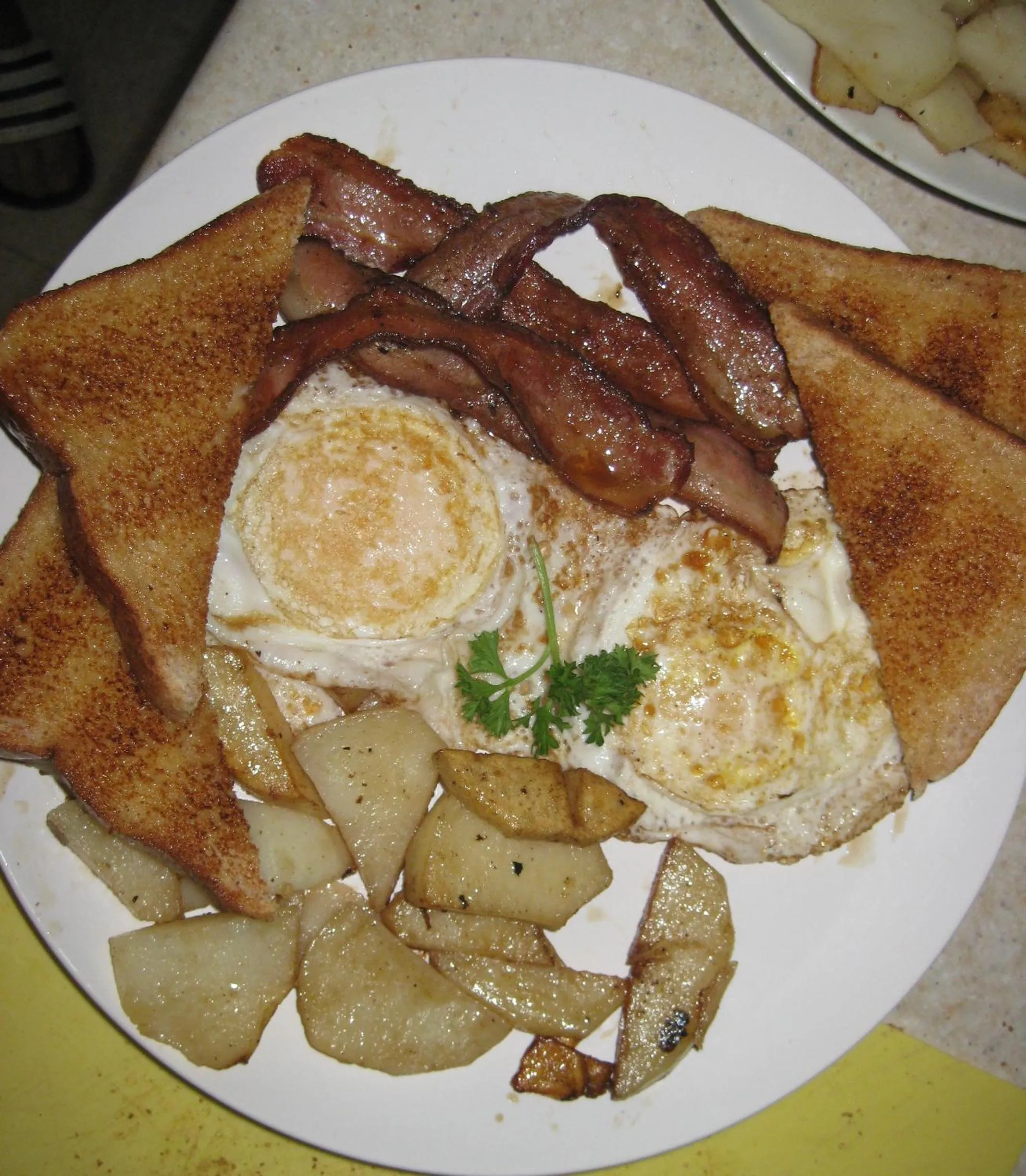 Breakfast in Quiet Bay Inn & Café