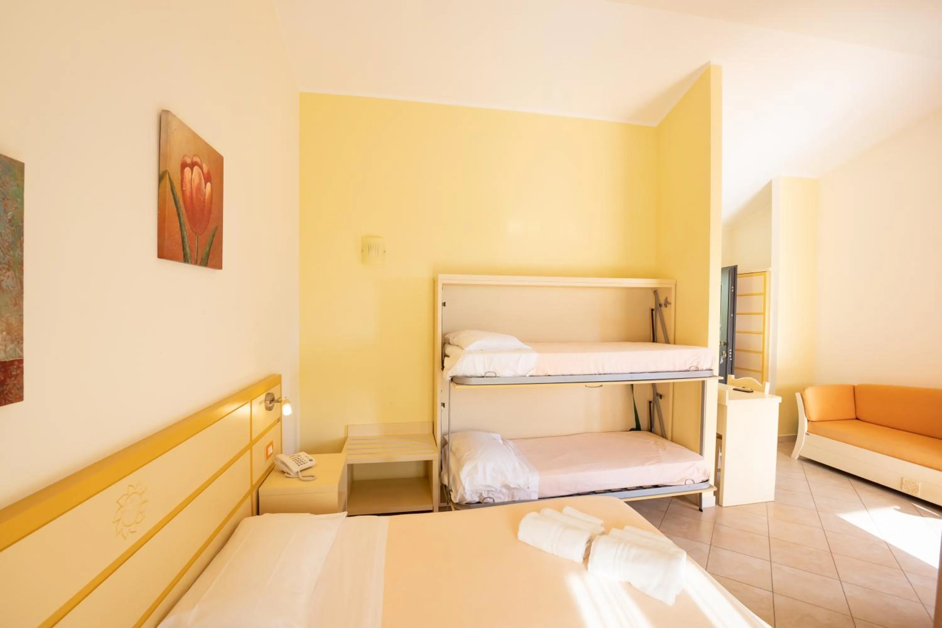 Bedroom, Bed in Hotel Baia Di Trainiti