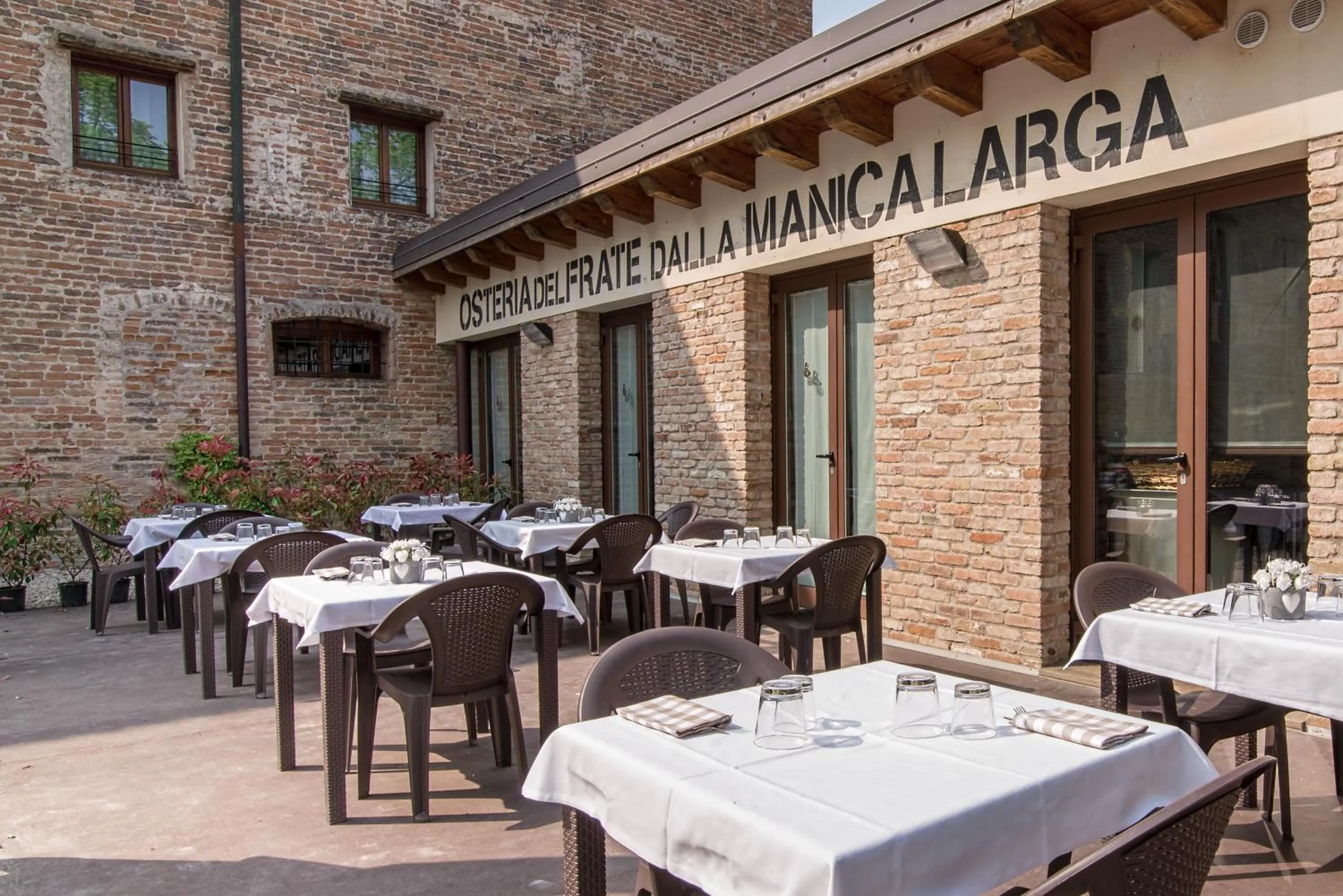 Restaurant/places to eat in Hotel Casa a Colori Venezia