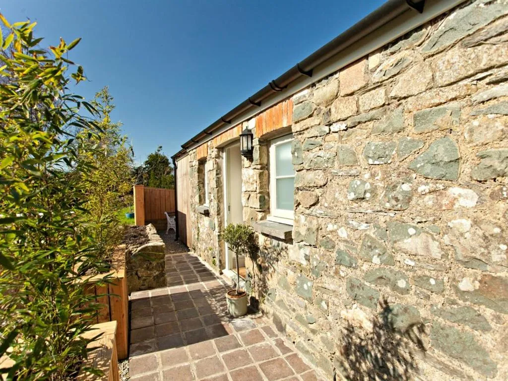 Property building in Grove Park