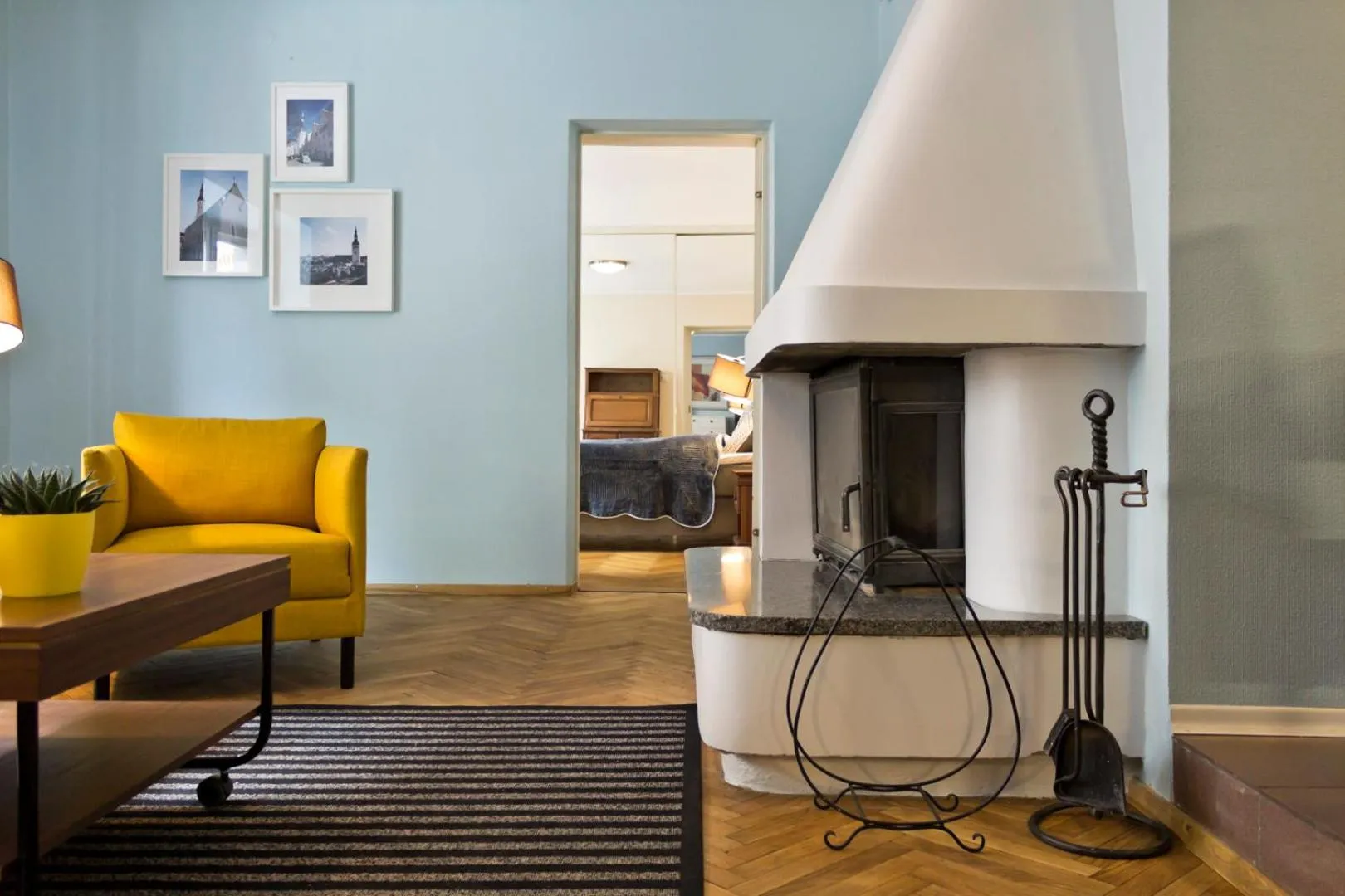 Living room in Tallinn City Apartments - Town Hall Square