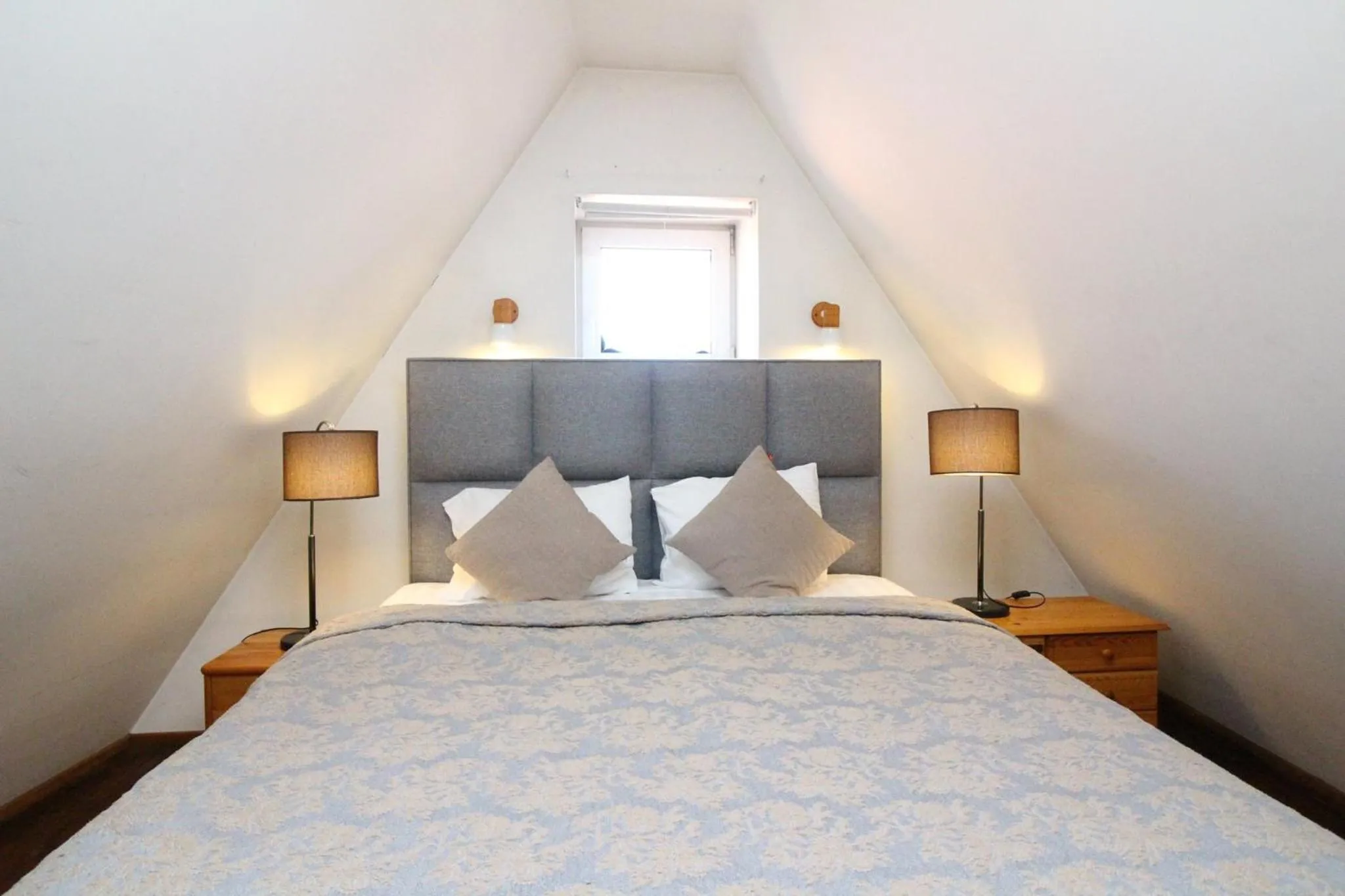 Bed in Tallinn City Apartments - Town Hall Square