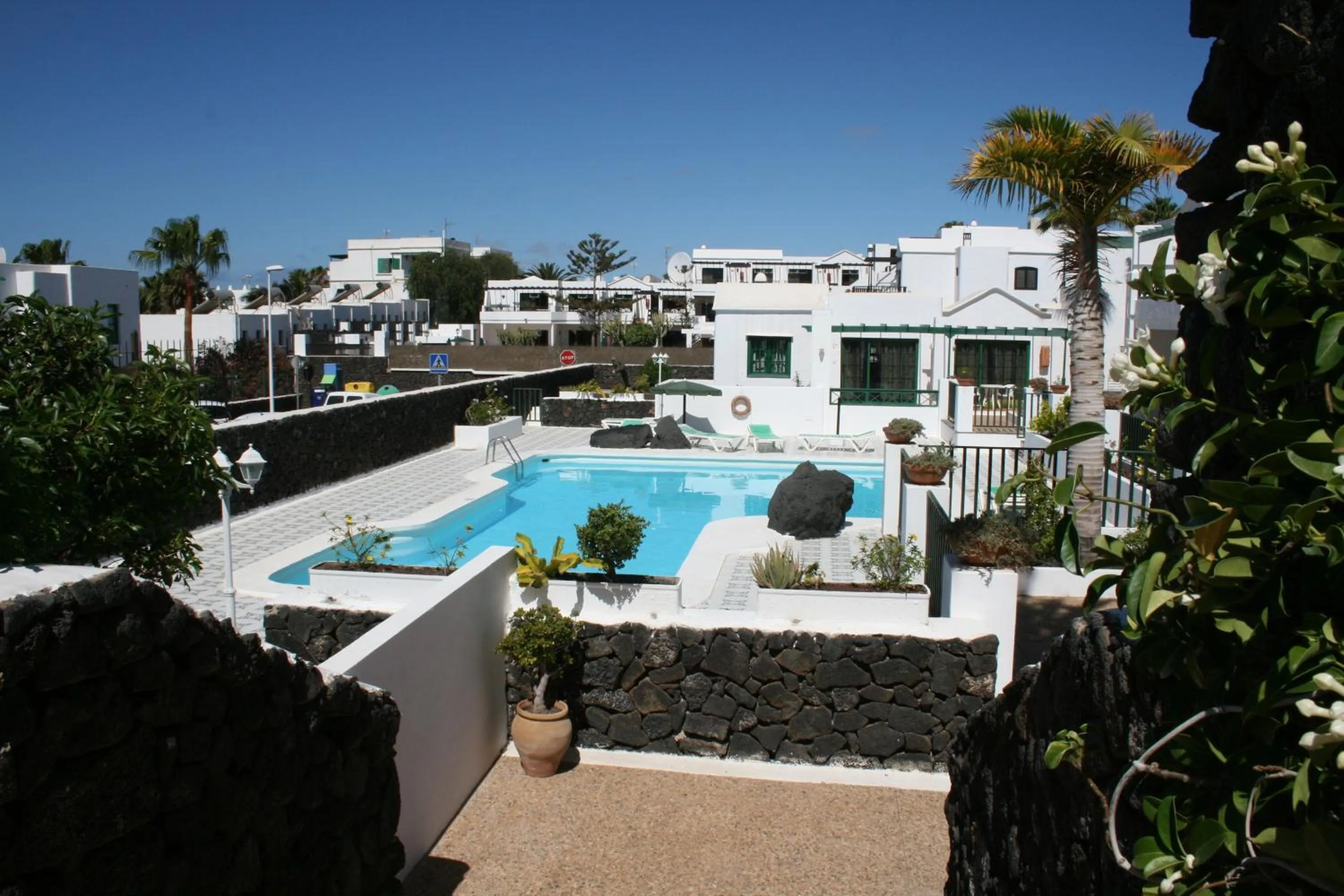 Swimming pool in Apartamentos las Acacias