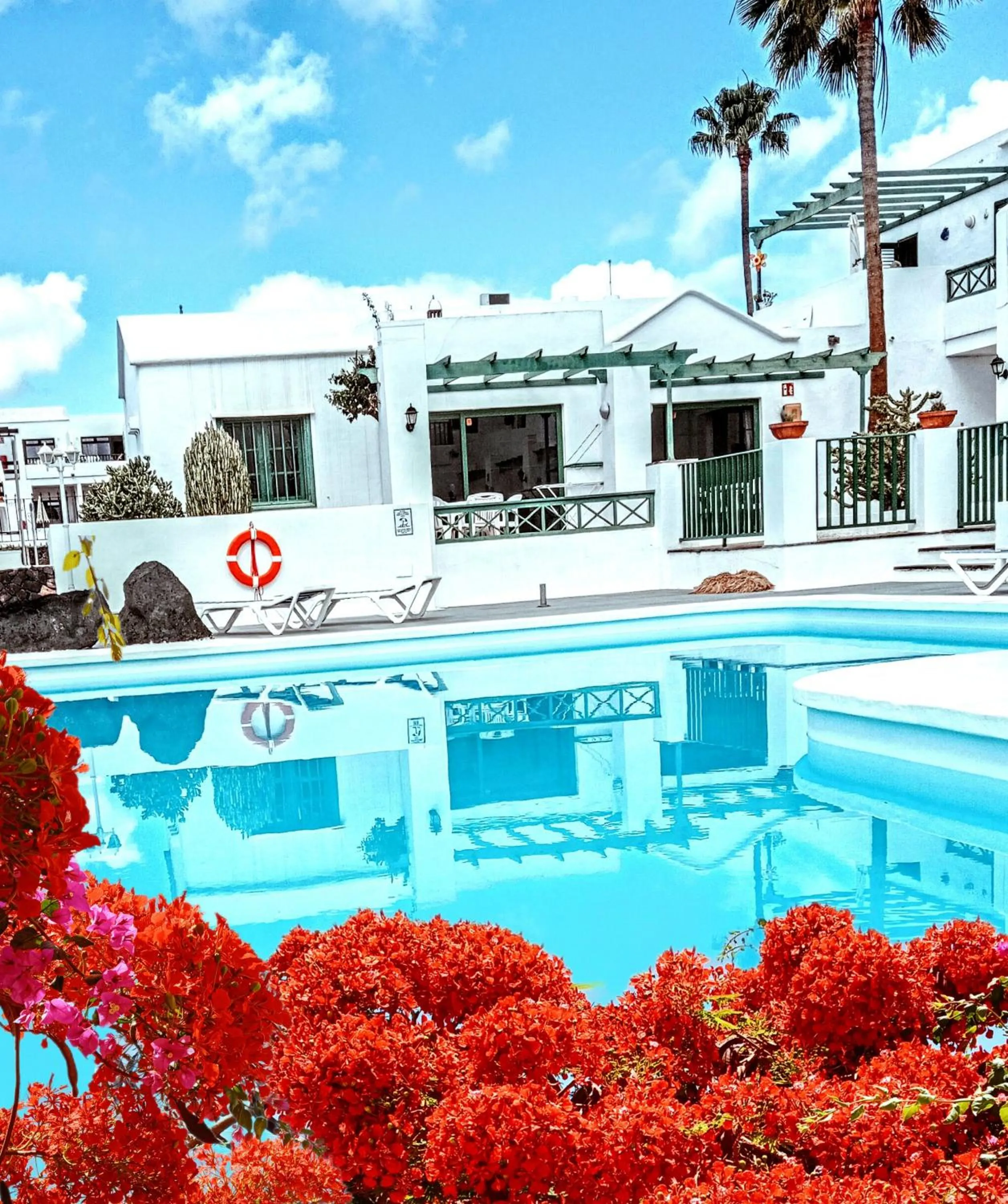 Apartamentos las Acacias