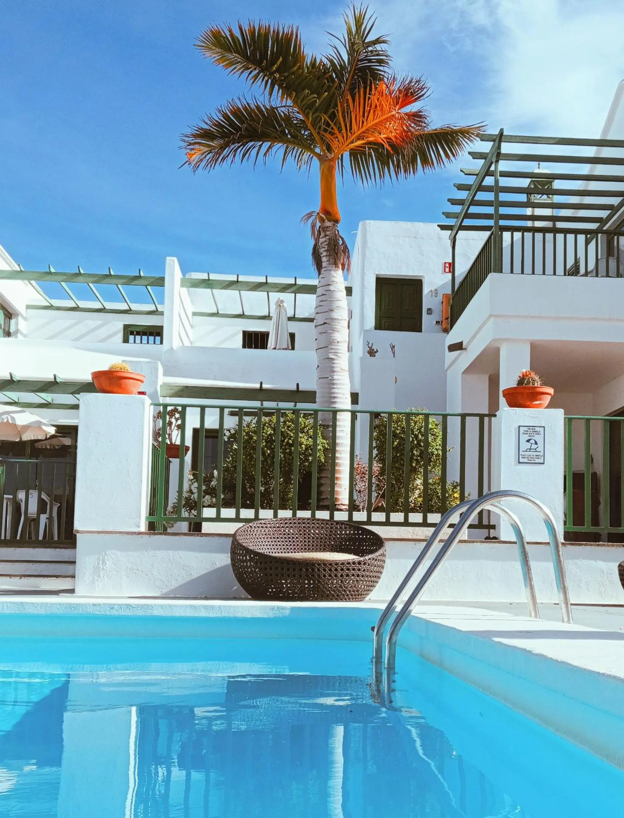 Apartamentos las Acacias