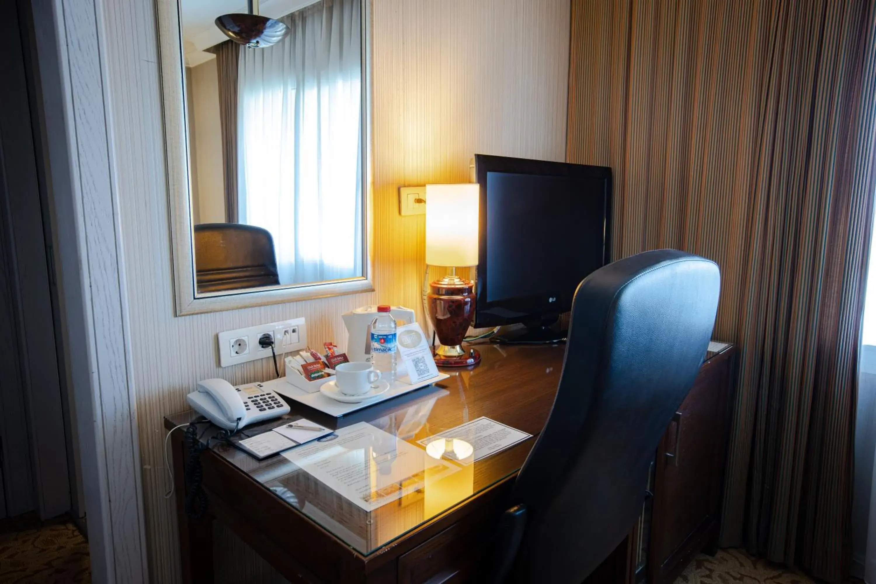 Superior Double or Twin Room in Buyukhanli Park Hotel Superior Double or Twin Room in Buyukhanli Park Hotel