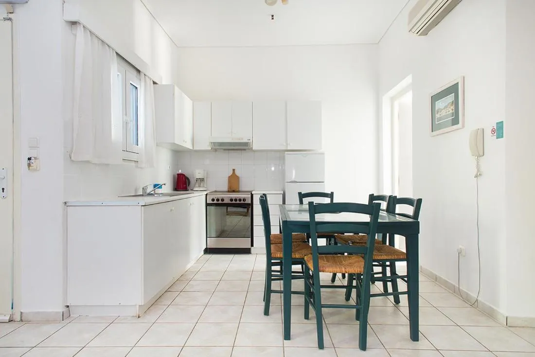 Daphne's Club Hotel Apartments