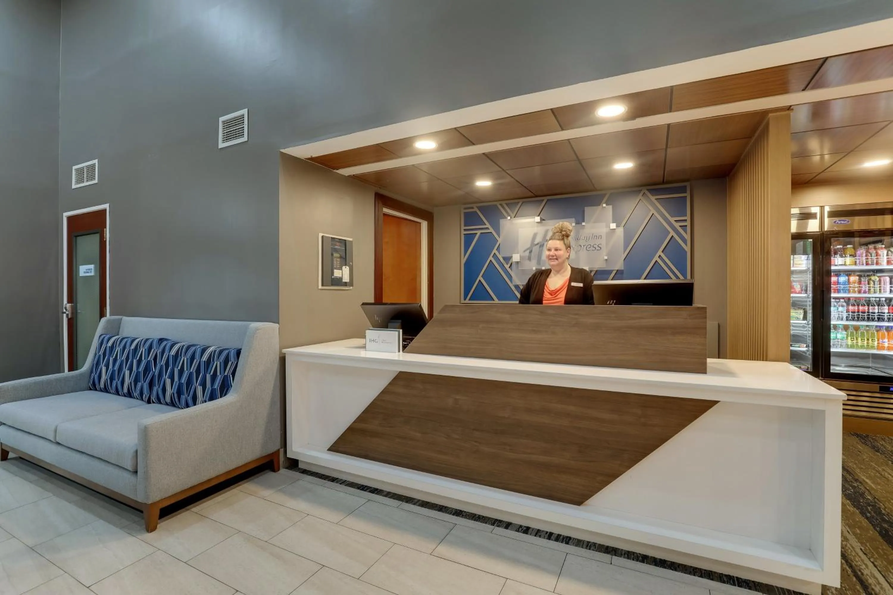 Property building in Holiday Inn Express Lexington Southwest Nicholasville by IHG