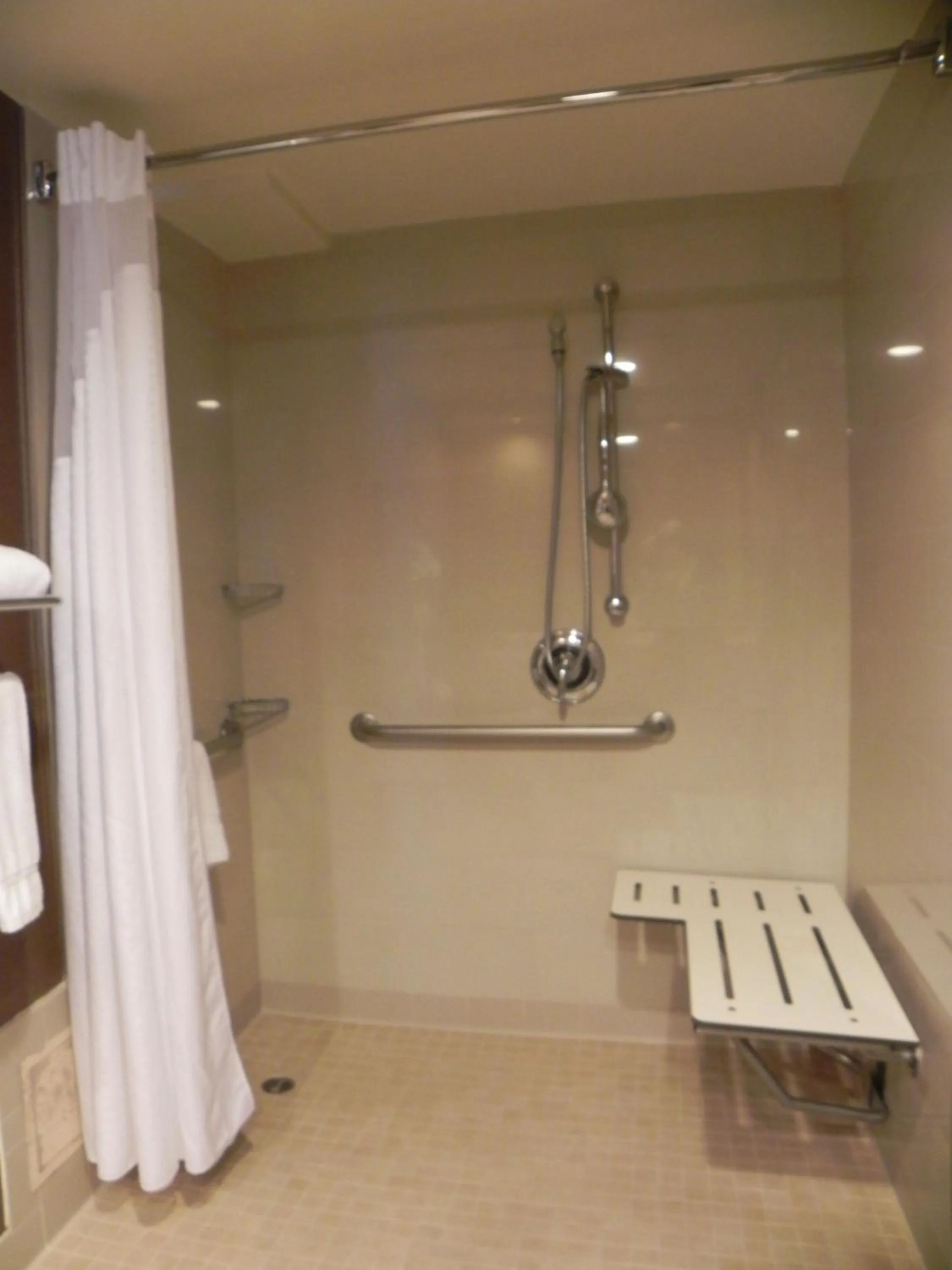 Shower in Independent SPHC BWI Suites