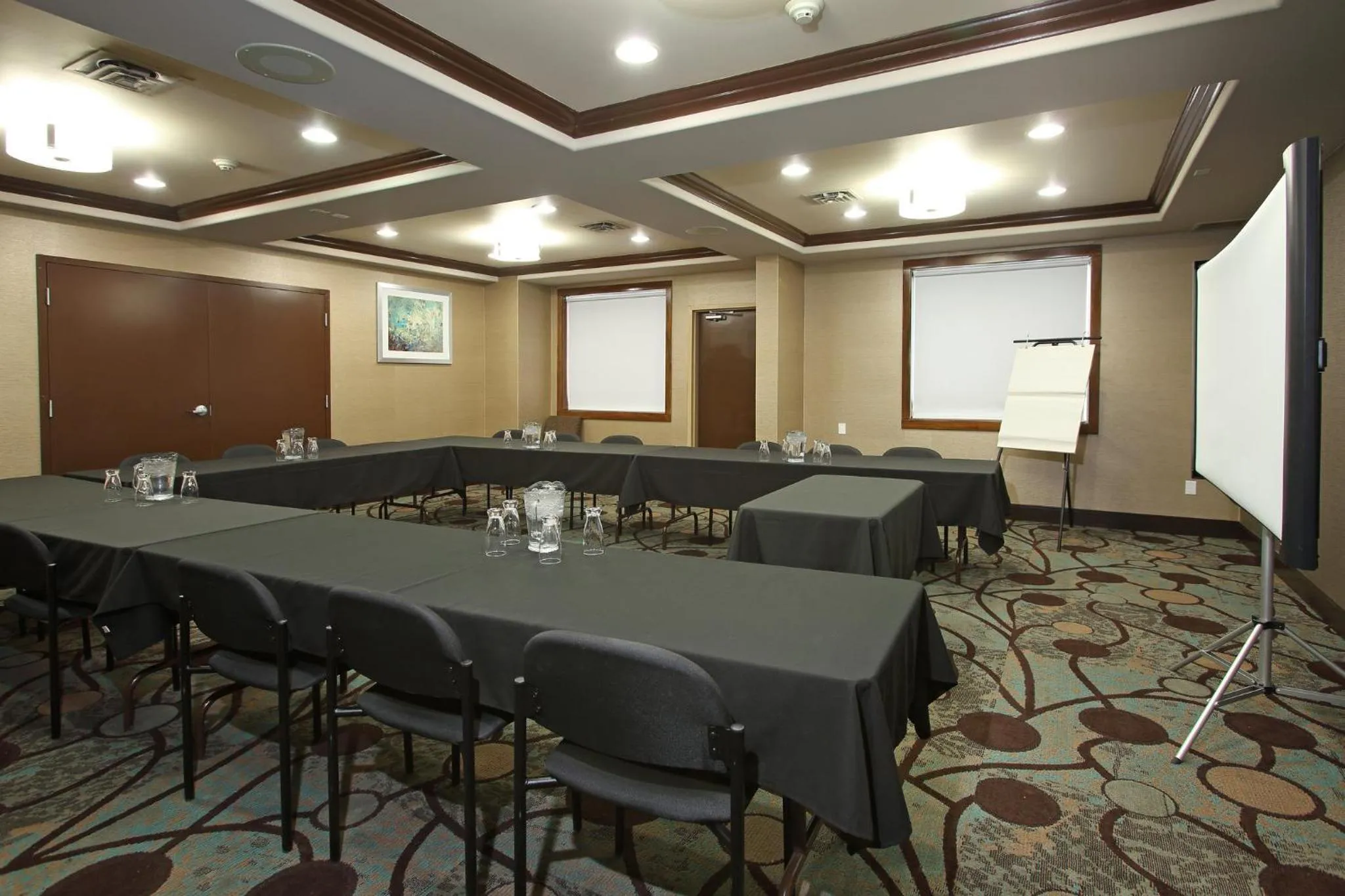 Meeting/conference room in Holiday Inn Express Hotel & Suites Vernon by IHG
